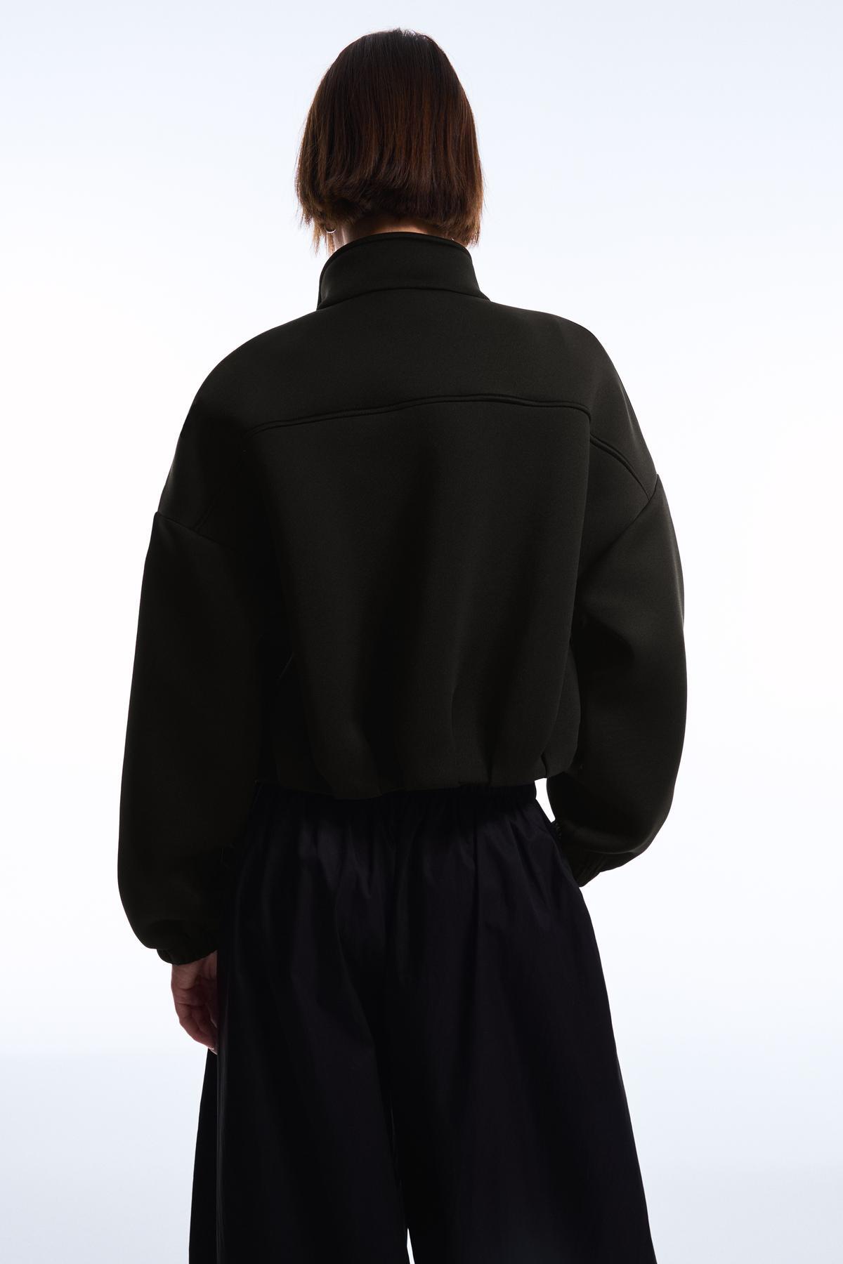 Bershka  Balon kesim sentetik kauçuk kumaş fermuarlı sweatshirt - Görsel 3