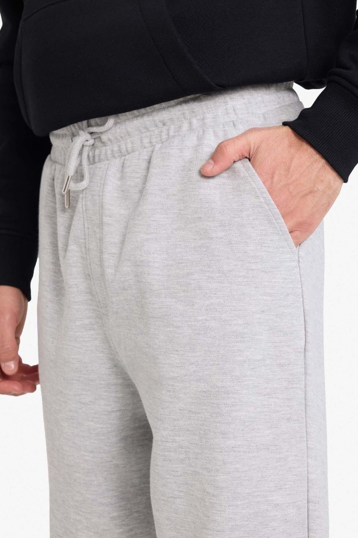 DeFacto REGULAR FIT Erkek Dokulu Eşofman Altı F9657AX26SP görsel 3