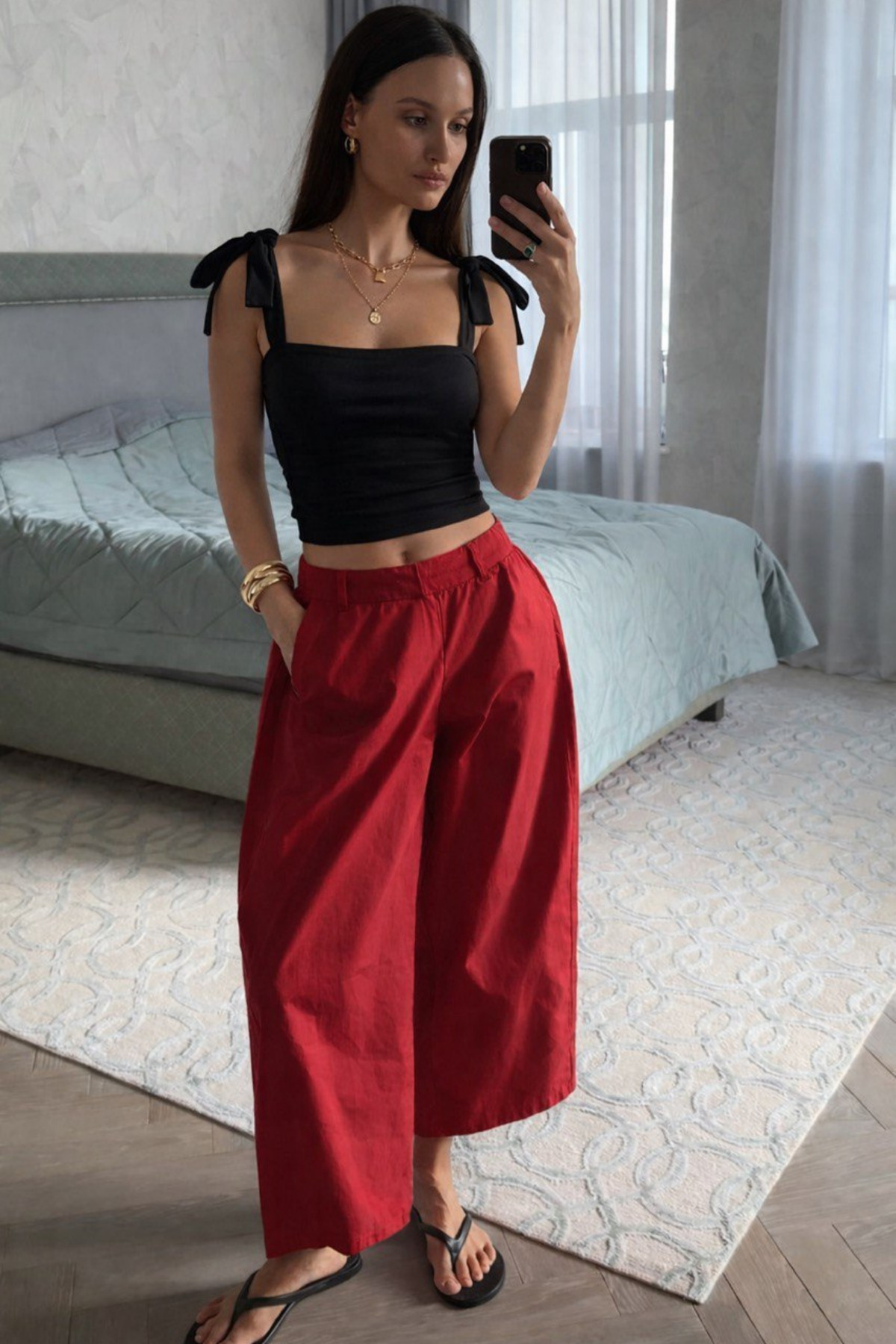 oshebu  Kadın Fiyonklu Geniş Askılı Crop Bluz - Görsel 4