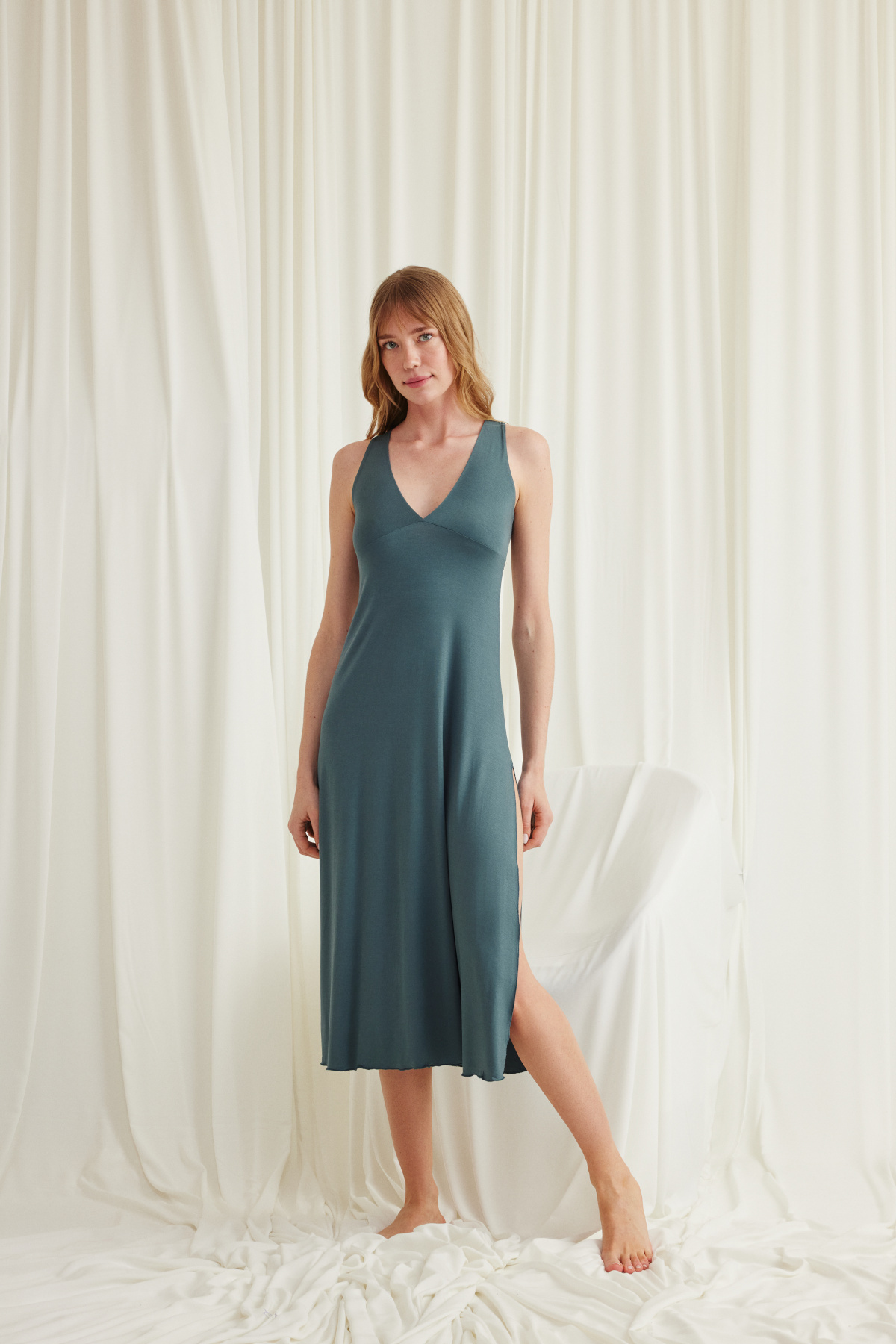 MONAMİSE Kadın, Yeşil, Göğüs ve Sırt Dekolteli Dantelli Yırtmaçlı Askılı Gecelik