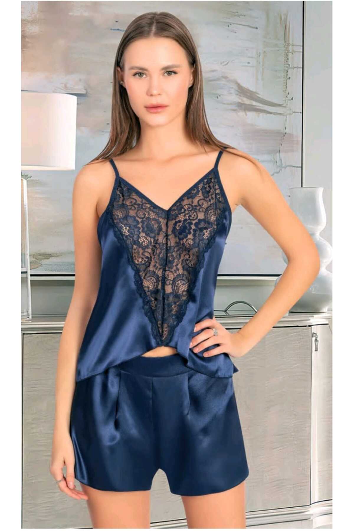 MARİA CALZE Lüks Detaylı Şortlu Saten Gecelik Takımı