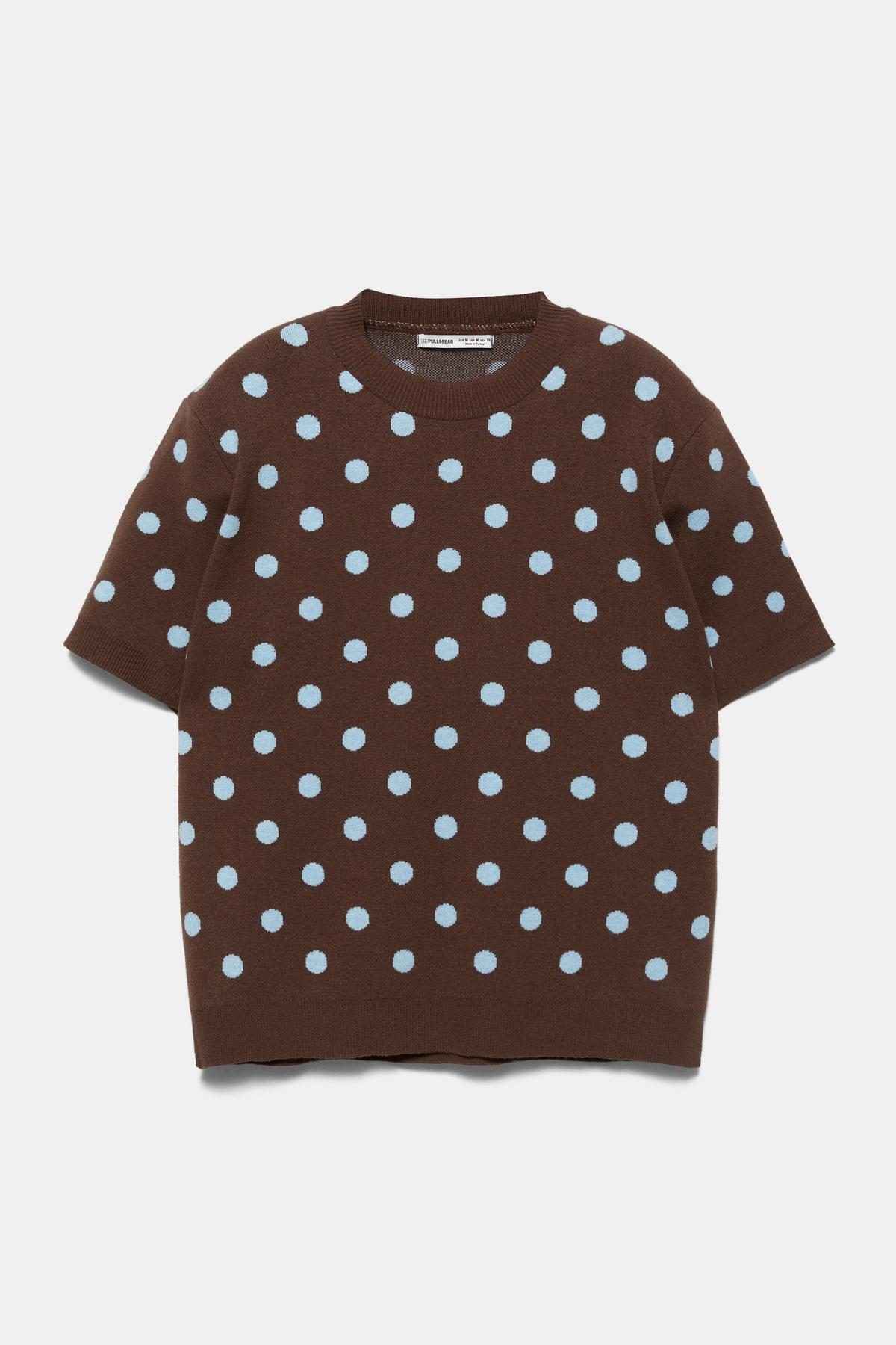 Pull & Bear  Puantiye desenli kısa kollu top - Görsel 7