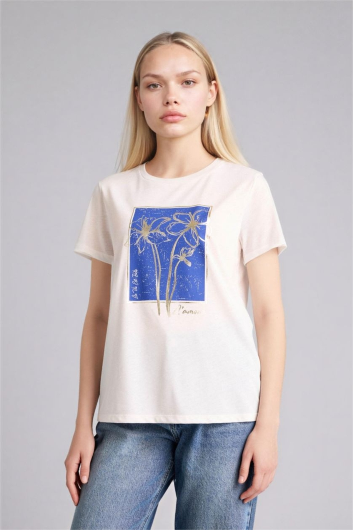 Defacto  Regular Fıt Bisiklet Yaka Çiçekli Kısa Kollu Tişört H1394AX26SM - Görsel 2