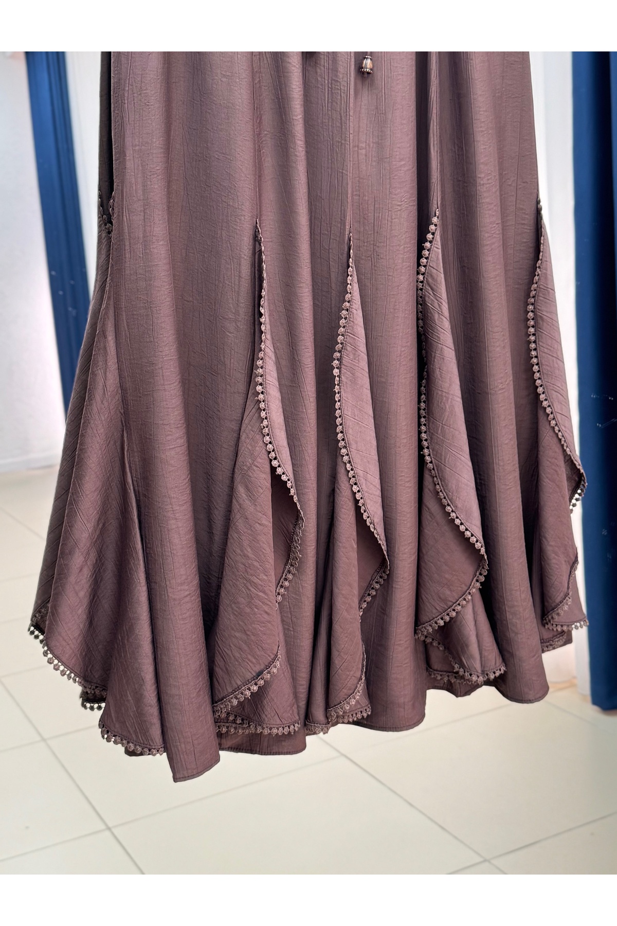 MİHRA STORE  Lavona Fırfırları Dantelli Çilek Etek-AA4274 Kahve - Görsel 4