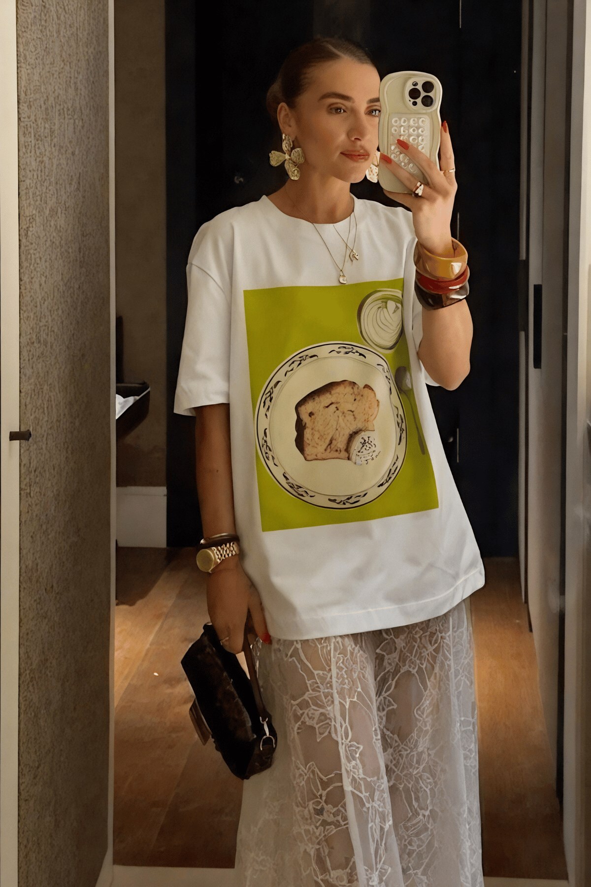 The Champ Clothing Damen-Oversize-T-Shirt mit Aufdruck „Breakfast Mood“ in We...