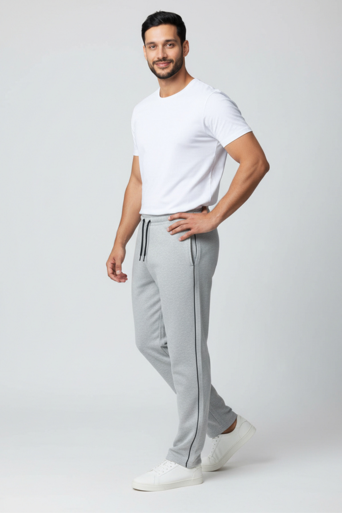 INFLUYENTE Men's Yan Piped Detail Baggy 2 Thread Comfortable Fit