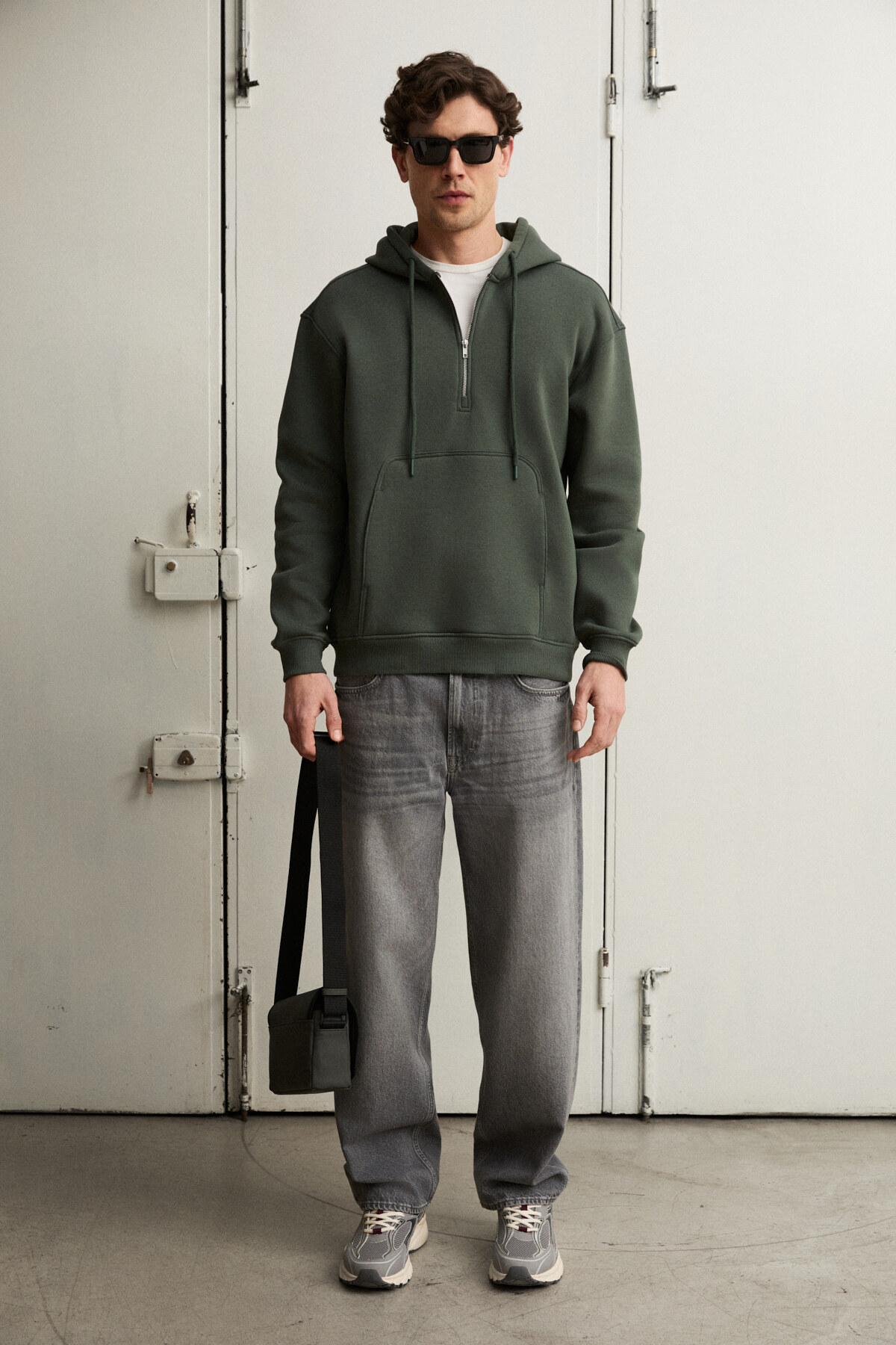 GRIMELANGE  JUSTUS Erkek Kapüşonlu Kanguru Cepli Fermuar Yakalı Yeşil Sweatshirt - Görsel 4