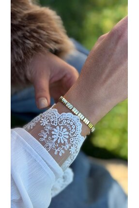 Velsha Altın Çelik Dikdörtgen Modern Şık Kadın Bileklik