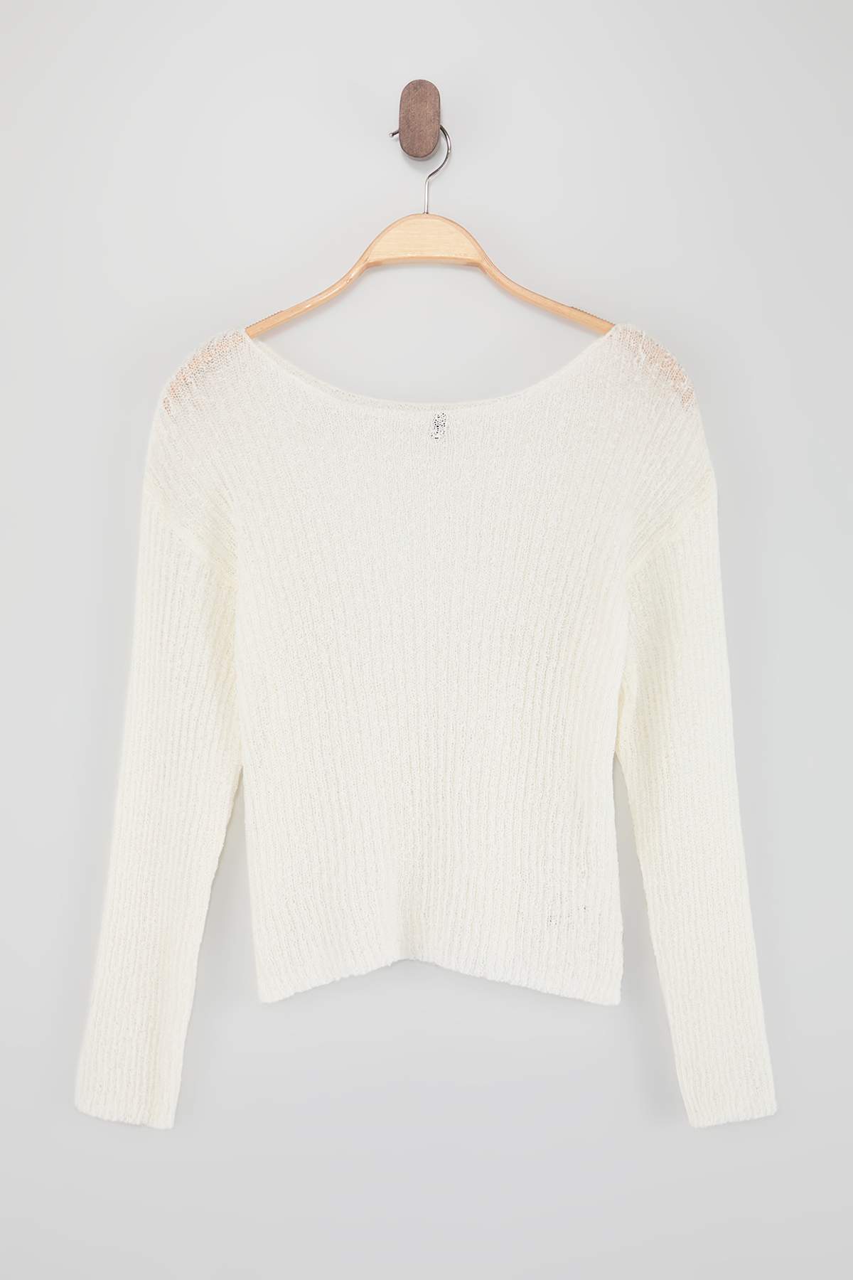 Trendyolmilla  Ekru Yazlık Özel İplik Pamuklu Geniş Kalıp Triko Kazak TWOSS26KZ00014 - Görsel 5