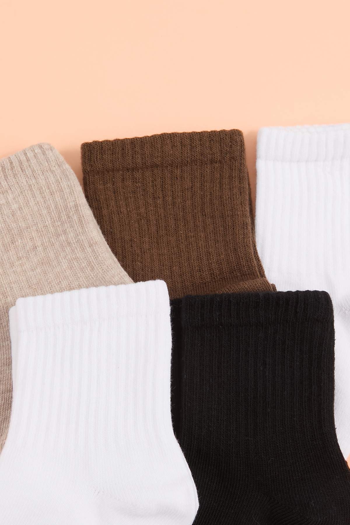 trendyolkids-girls-embroidered-socks