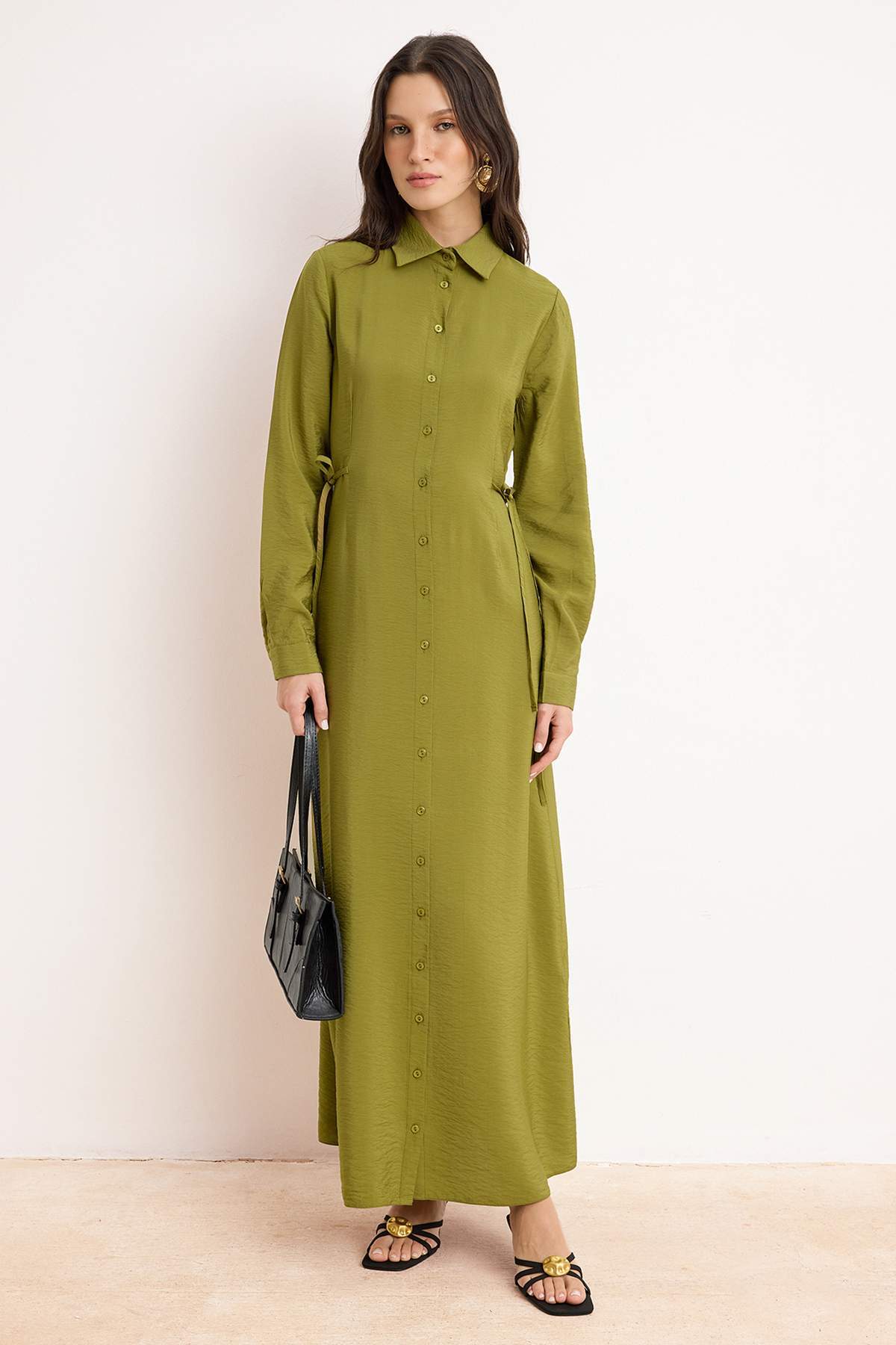 Trendyolmilla Modest Haki Yandan Bağcıklı Eteği Belden Açılan Maxi Dokuma Tesettür Elbise TCTSS26EB00083