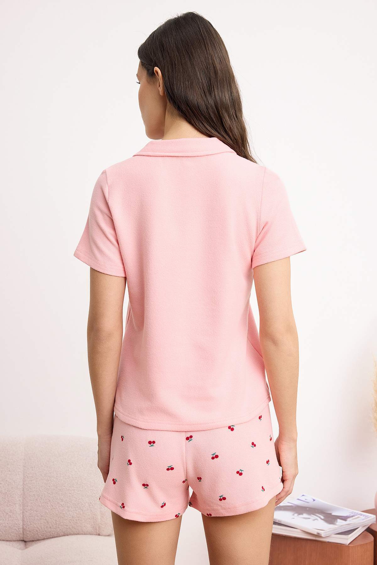 Trendyolmilla  Pembe Kiraz Nakışlı Yumuşak Tuşe Waffle Örme Pijama Takımı THMSS26PT00070 - Görsel 4