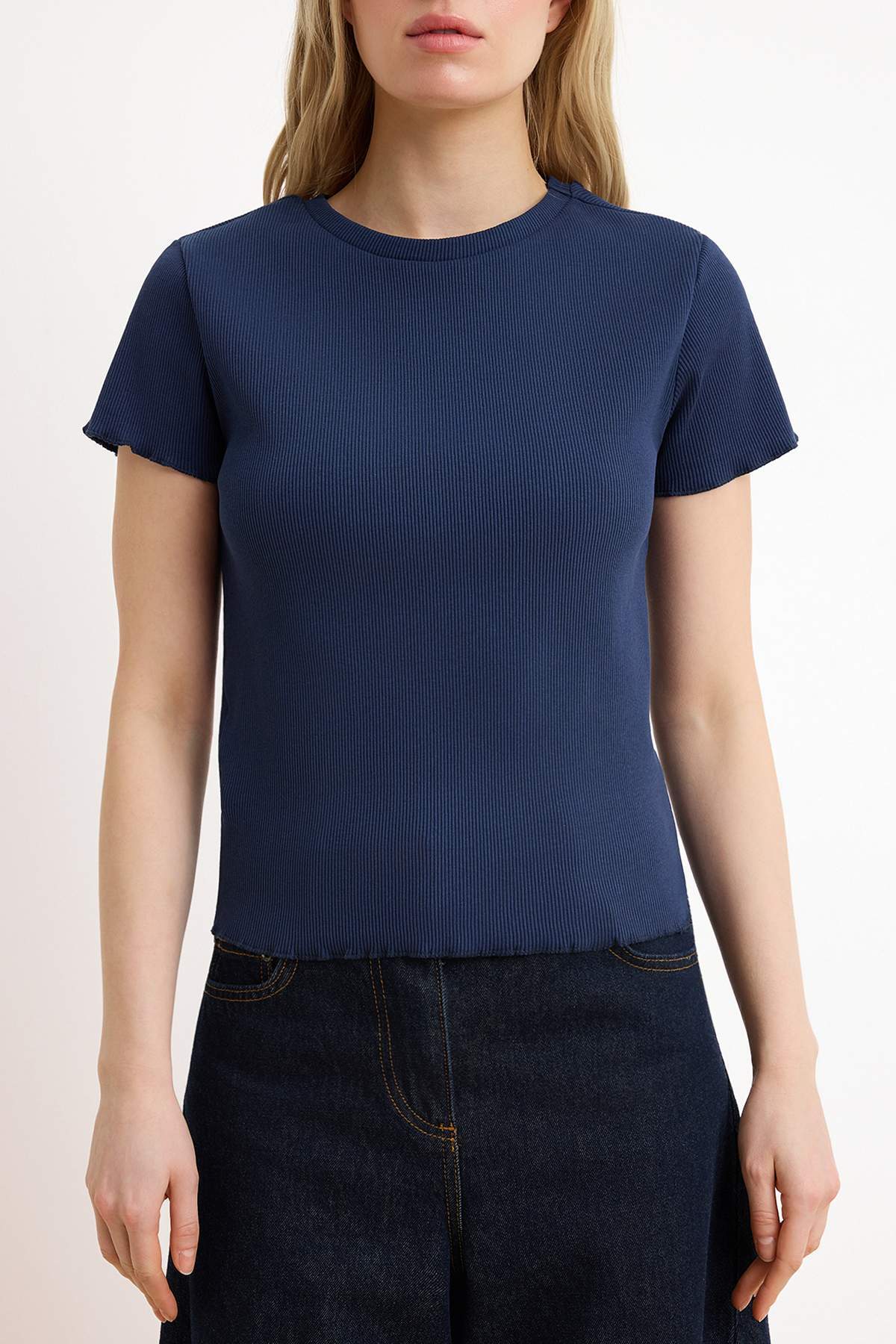 Trendyolmilla  Wardrobe Essentials-Lacivert-Haki 2'li Paket Fitted/Vücuda Oturan Esnek Örme T-Shirt TWOSS26TS00154 - Görsel 14