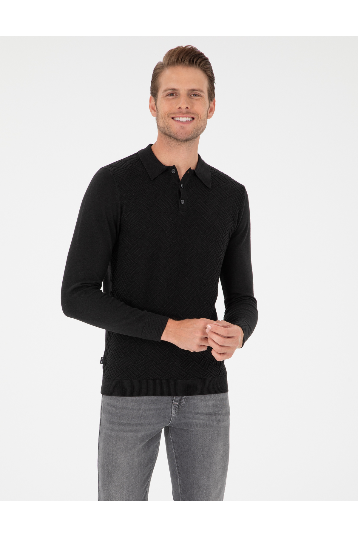 ژاکت بافتنی یقه اسکی مشکی دکمه‌دار 50300521-VR046 پیر کاردین پلیور Pierre Cardin