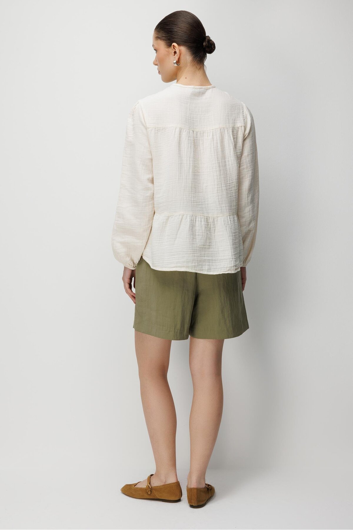 Mixray  4563 Kadın Yakası Bağlamalı Kolu Lastikli Bol Müslin Gömlek Naturel - Görsel 7