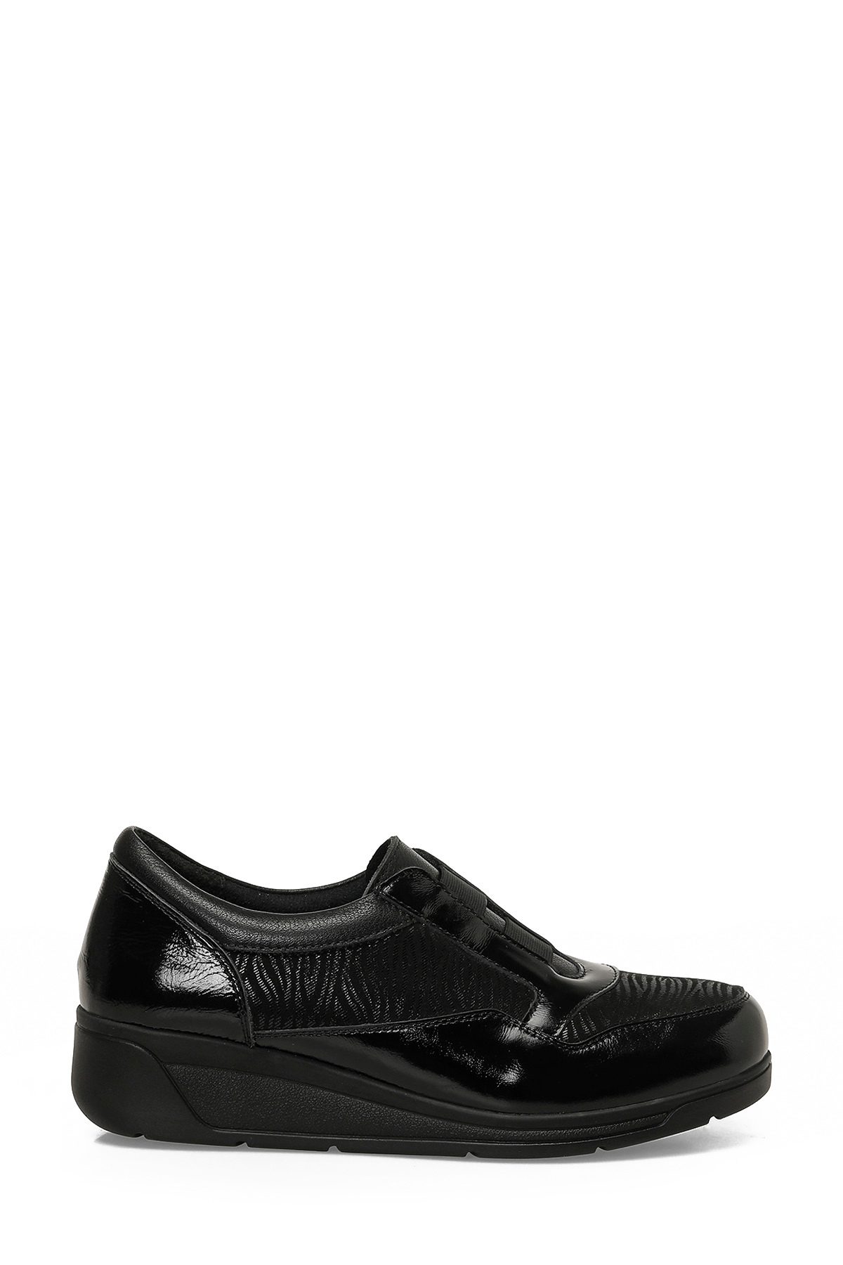 105623.Z5PR Women's Black Fill Shoes