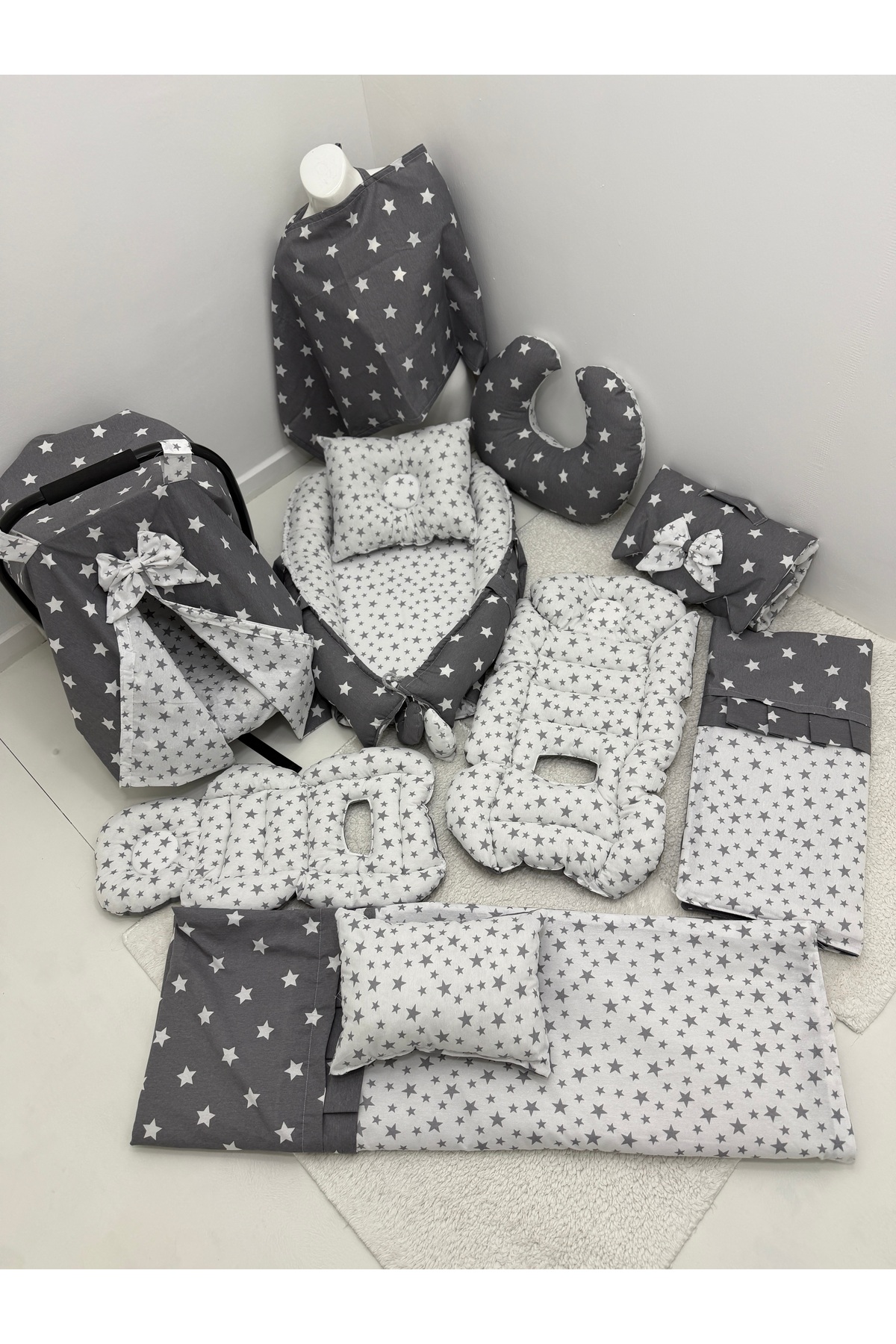 Balamira Gri Beyaz Yıldız 13 Lü Babynest Seti fotoğrafı 6 (önizleme)
