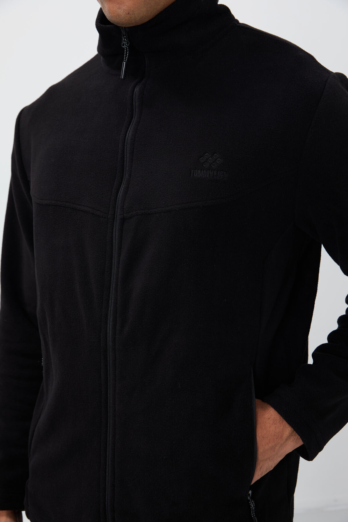 ست گرمکن مردانه پشمی یقه ایستاده مشکی، جیب زیپ‌دار، سایز استاندارد - 85193 —رنگارنگ T11ER-85193 — تصویر 6 از 7