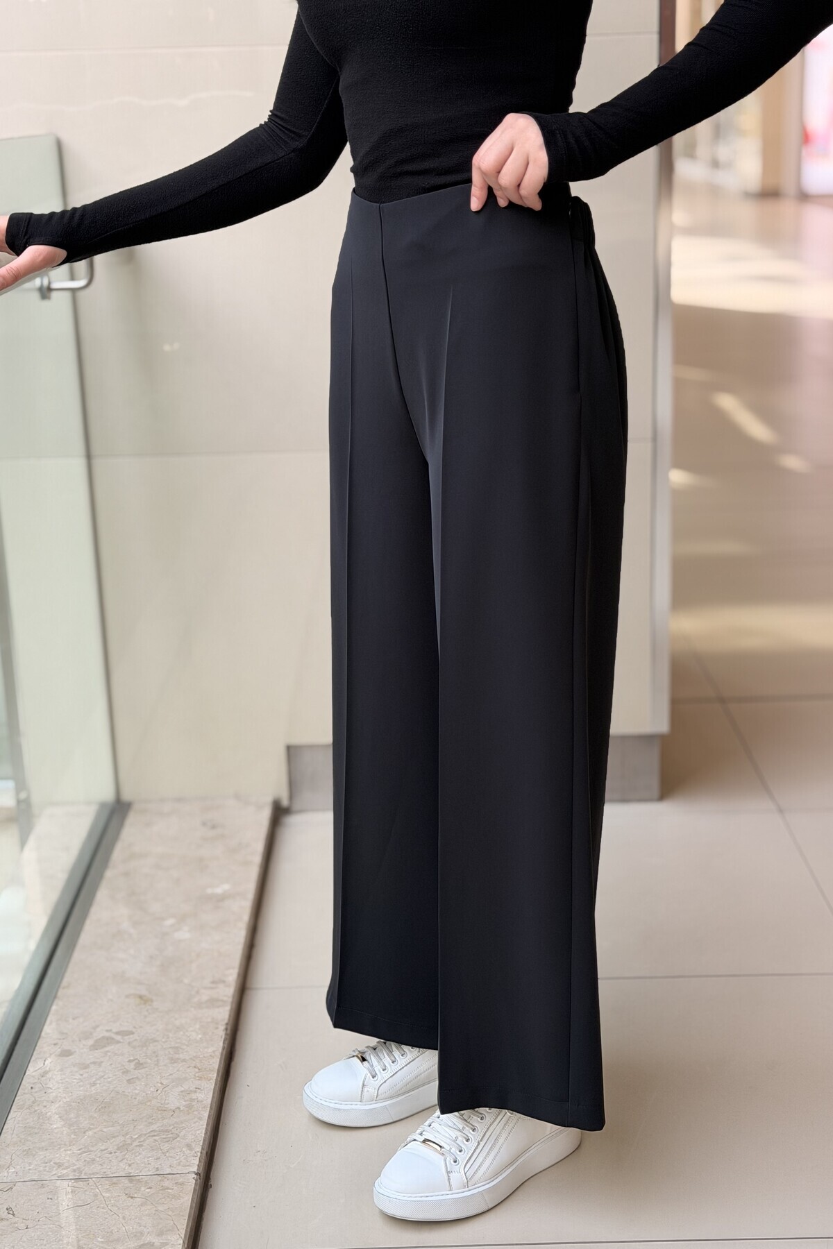 sentez giyim  Sentez Arkası Lastikli Kısa Geniş Paça Pantolon - Görsel 3