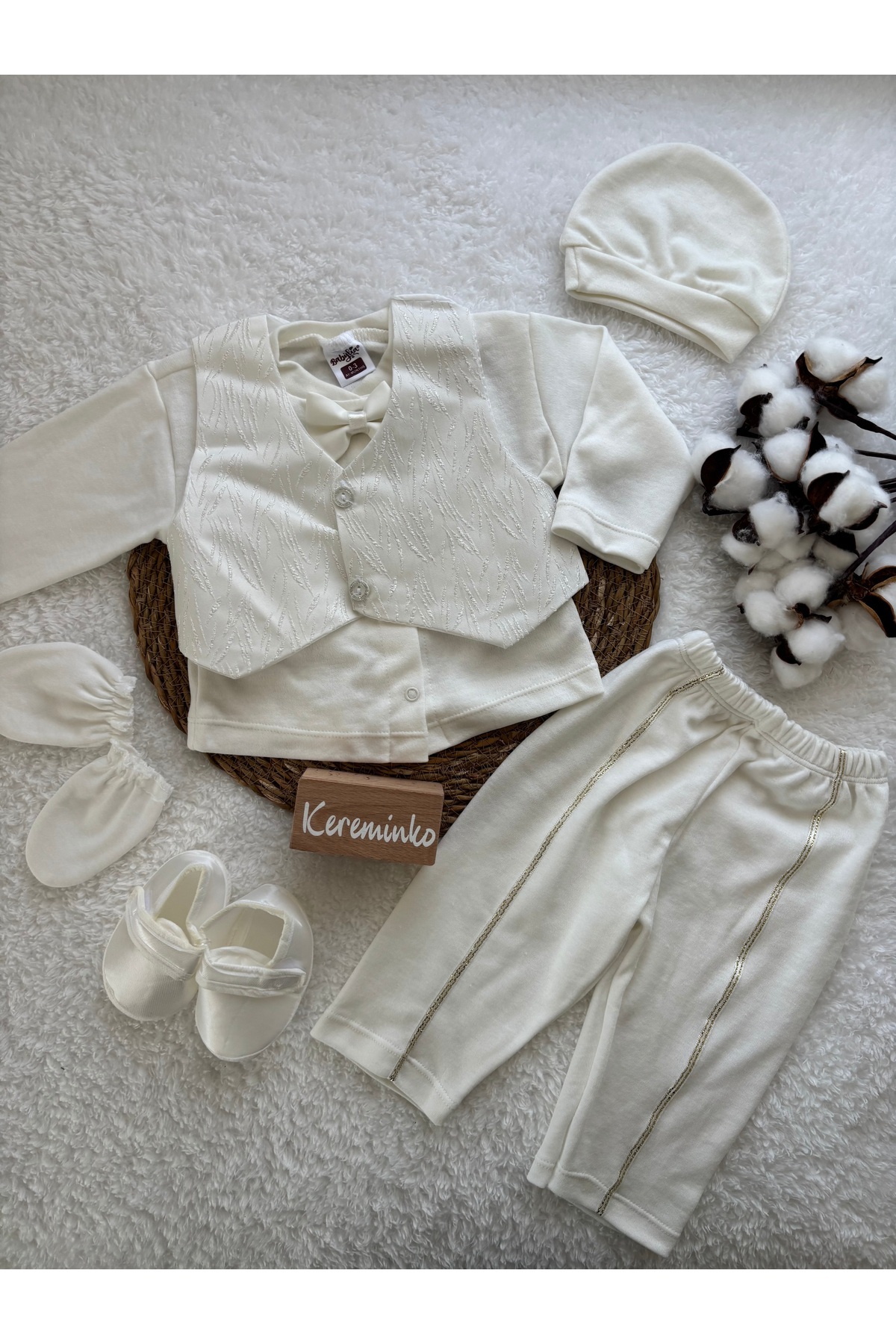 Kereminko Bebek Erkek Bebek Mevlütlük Takım Beyaz Papyonlu Yelekli 5’li Hastane Çıkışı fotoğrafı 2 (önizleme)