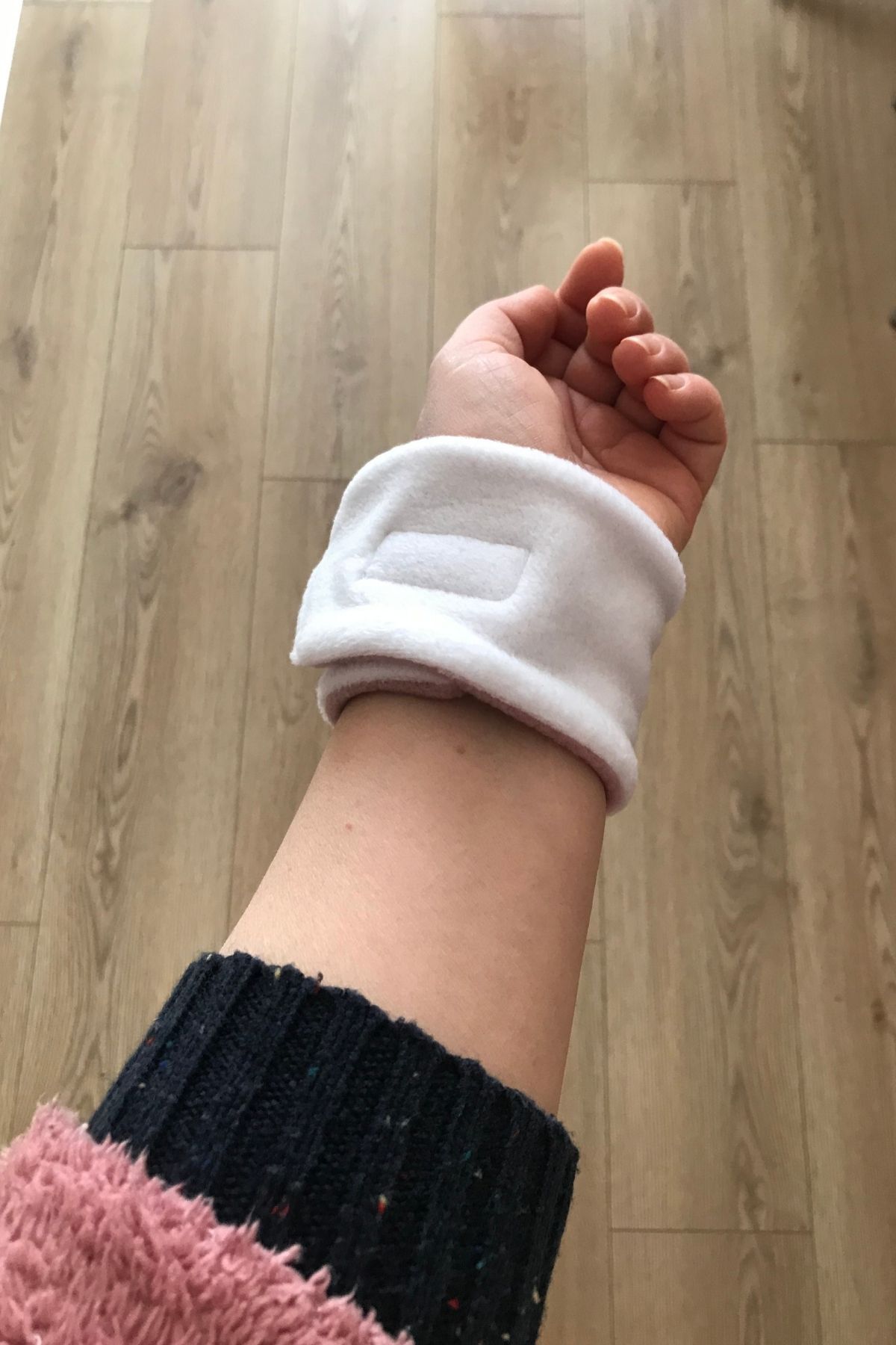 Wristband Double Sports Spa Face Washing Wristband with Fleece Velcro Band