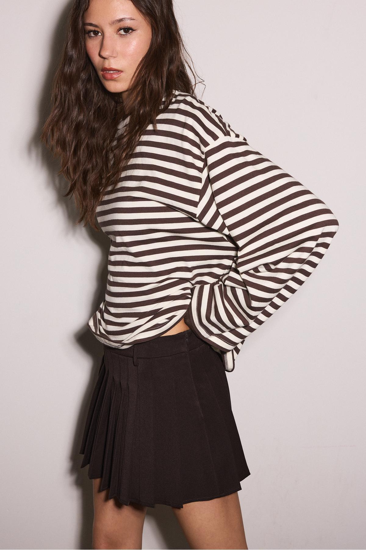Box pleat mini skirt