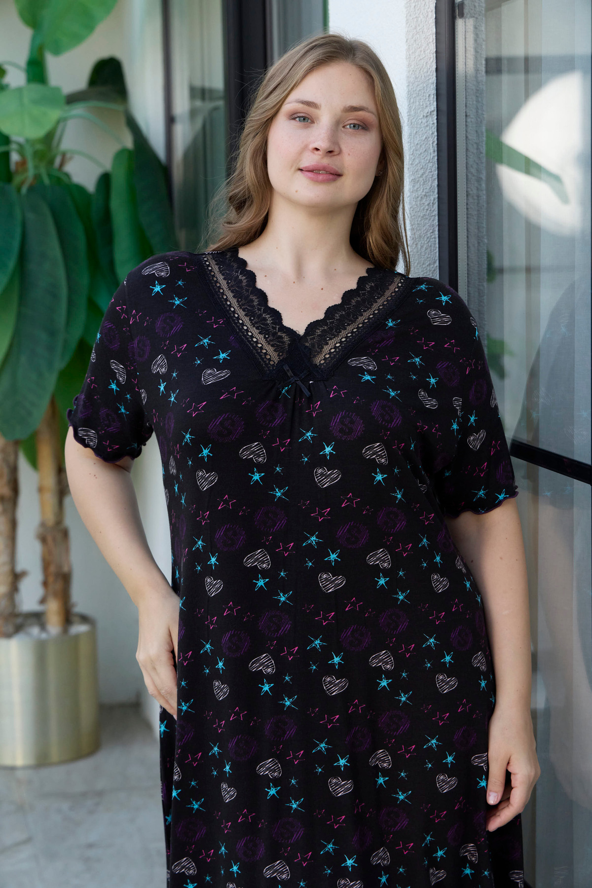 Black Star/Heart Patterned Ring Viscose Short Sleeve Plus Size Dress