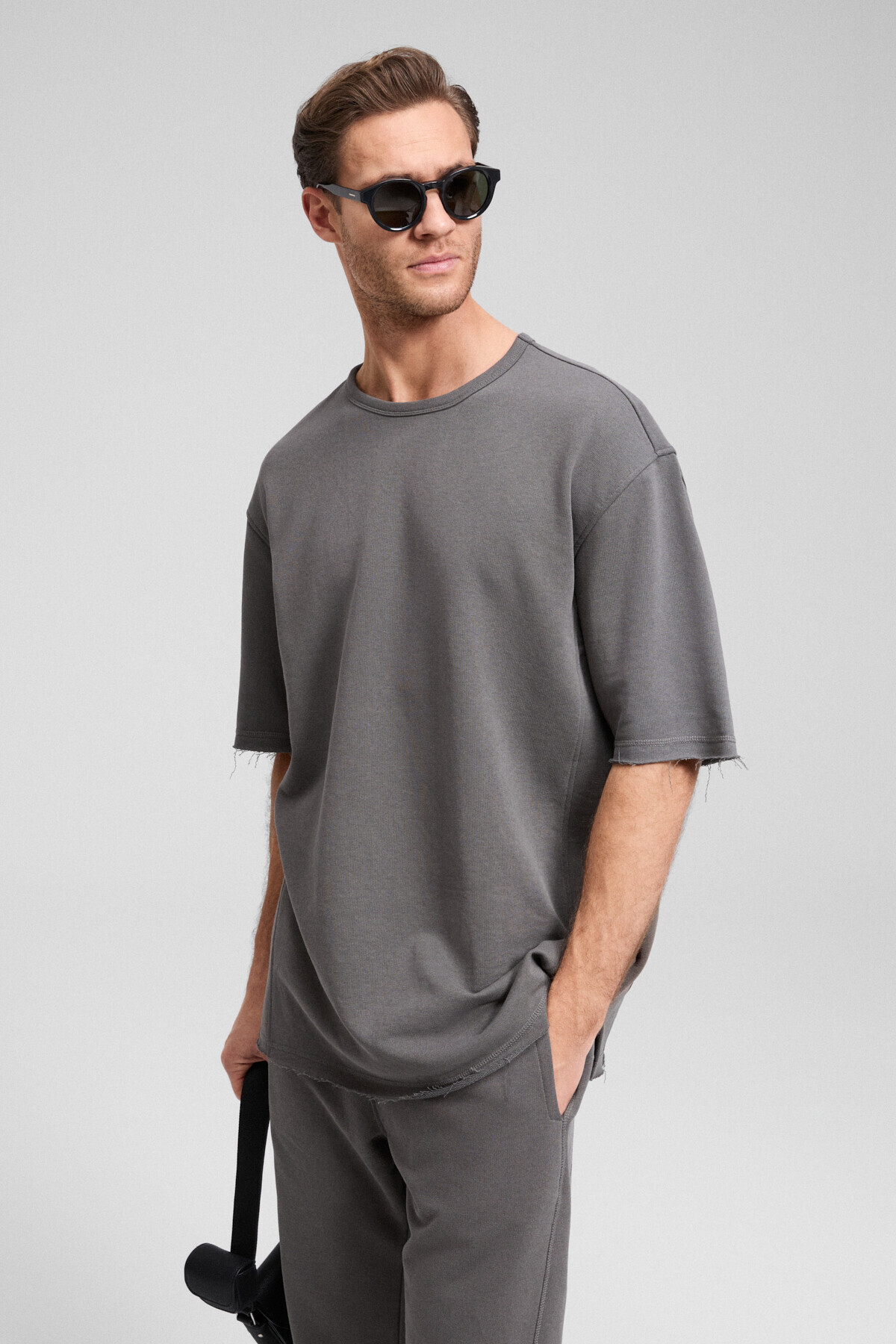 GRIMELANGE  EASY Erkek Pamuklu Bisiklet Yaka Beli Lastikli Kordonlu Çift Cepli Regular Antrasit Eşofman Takımı - Görsel 4