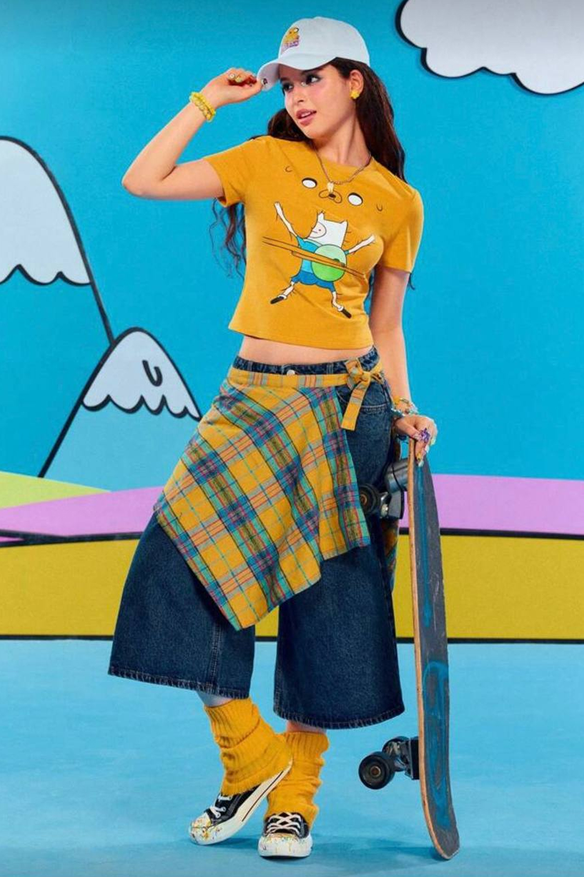 İlayda Toprak  Cartoon Sarı Adventure Time Fin and Jack Y2K Kısa Kollu Crop T-Shirt - Görsel 2