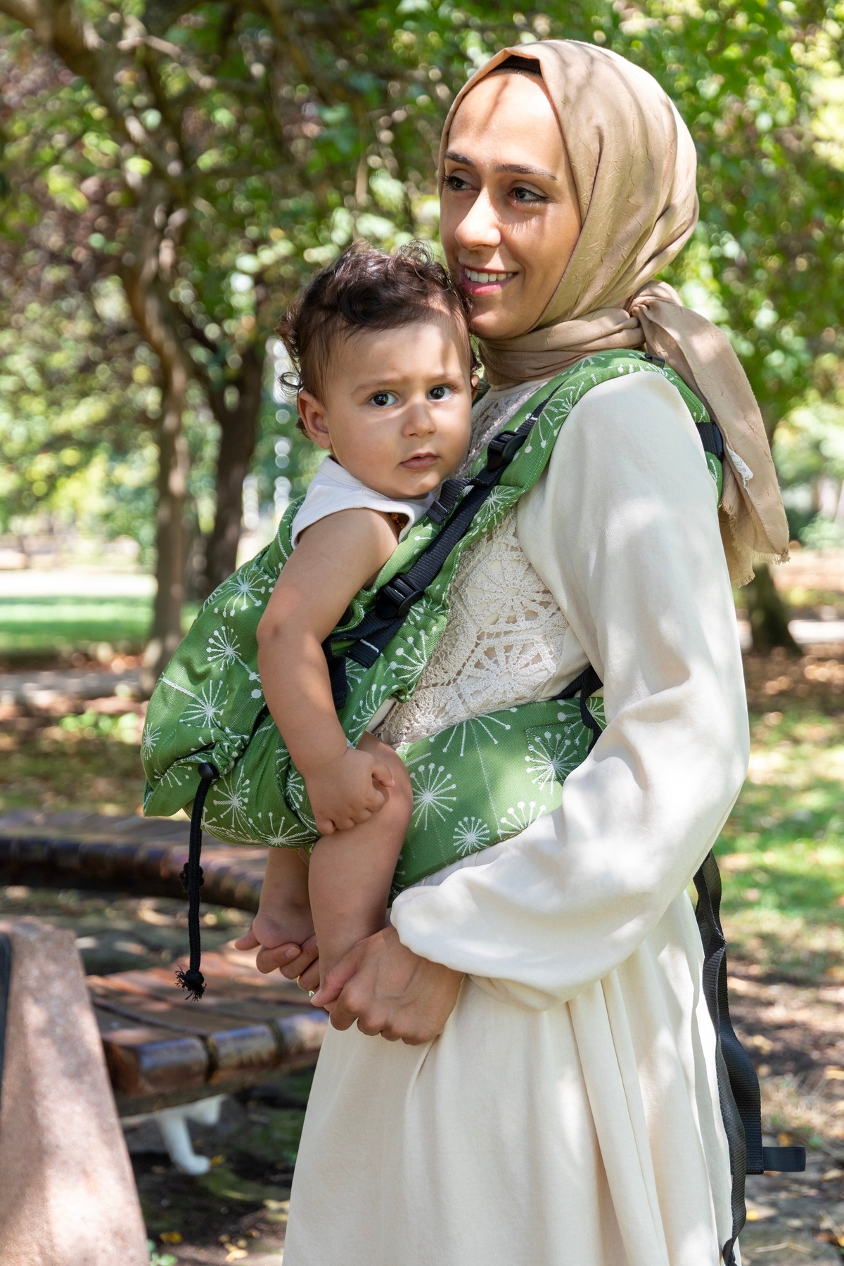 Huggyberry Huggy Plus Toddler Size Carrier - Dandelion Cedar fotoğrafı 3 (önizleme)