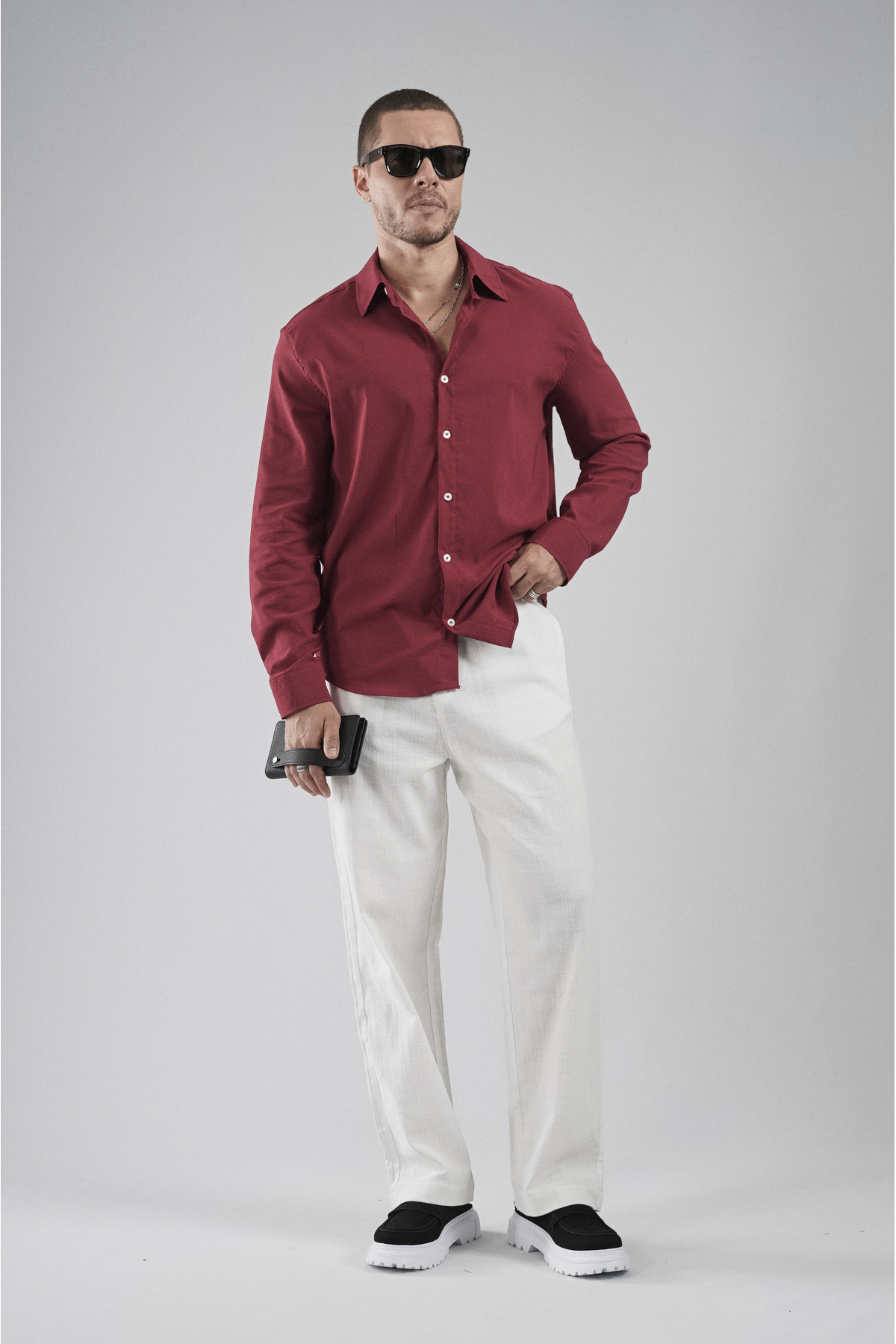 پیراهن ساده مردانه نخی انعطاف پذیر Trend Biz Regular Fit — زرشکی 715 ترابایت — تصویر 3 از 5