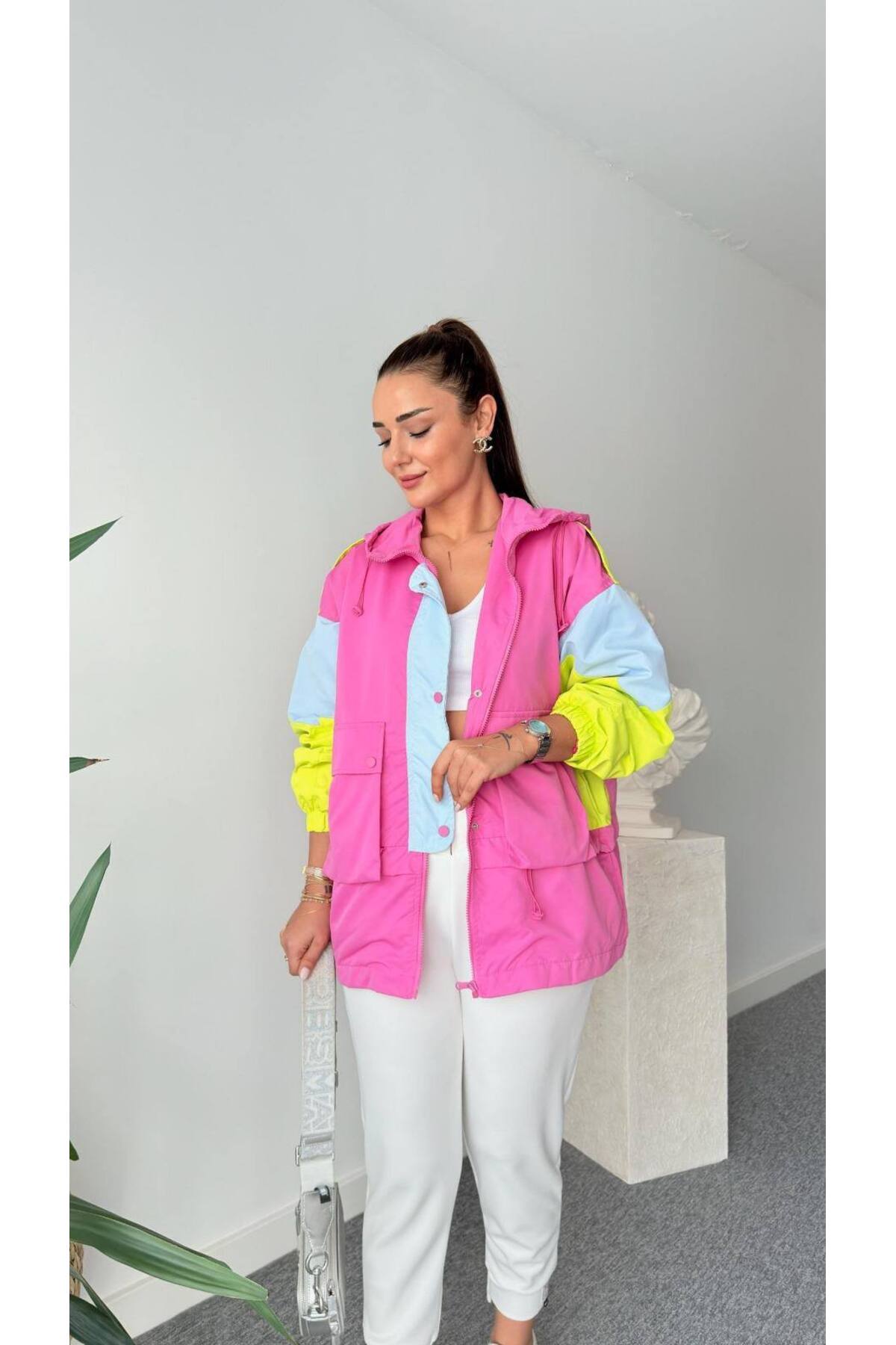 MATTİMODA  Kadın Renkbloklu Astarlı Sırt Baskılı Basen Boy Yağmurluk