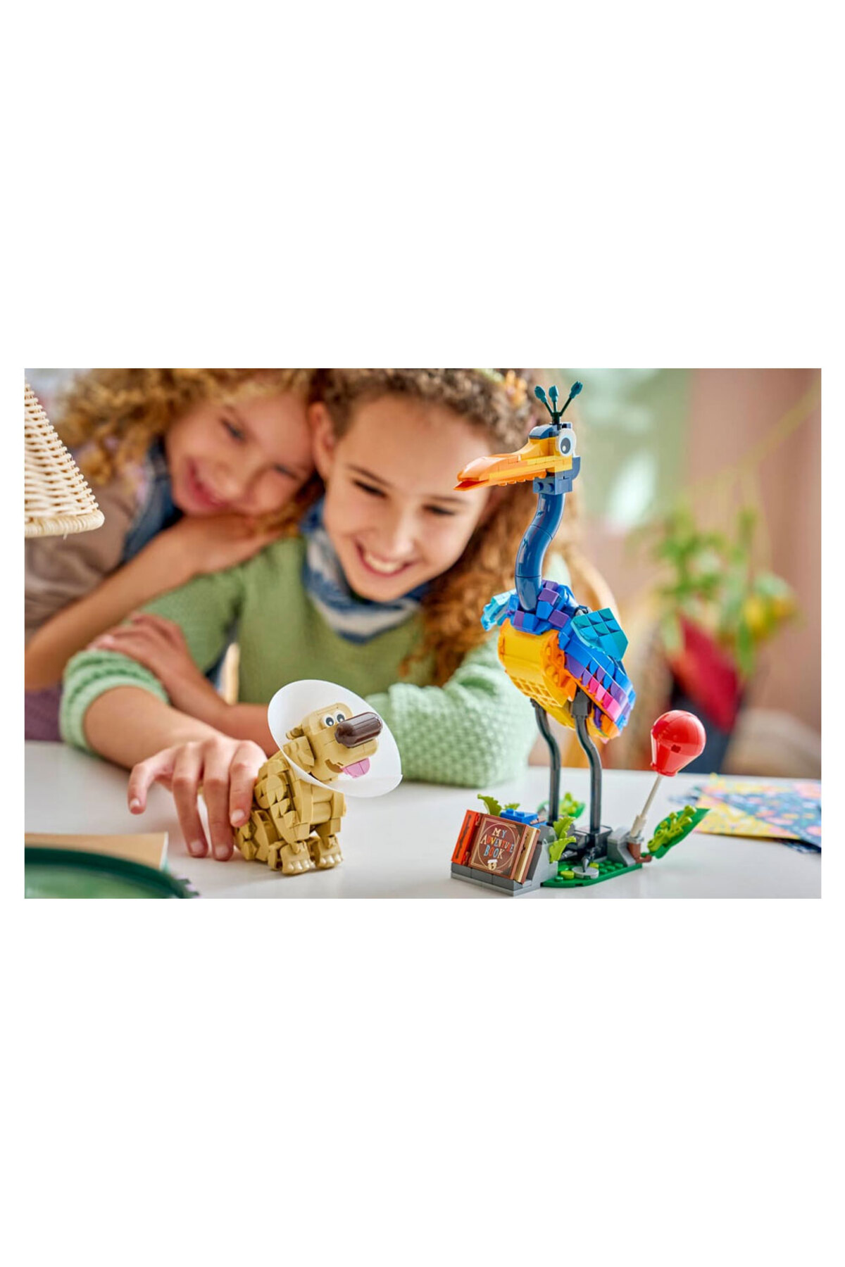 LEGO Disney ve Pixar Kevin ve Dug 43290 fotoğrafı 7 (önizleme)