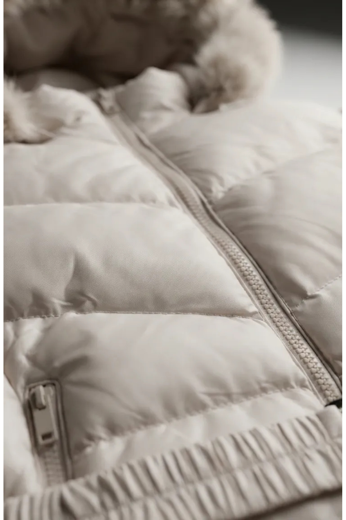 sefamerve  Kürklü Kapüşonlu Kemerli Şişme Mont 6135-04 Bej - Görsel 5