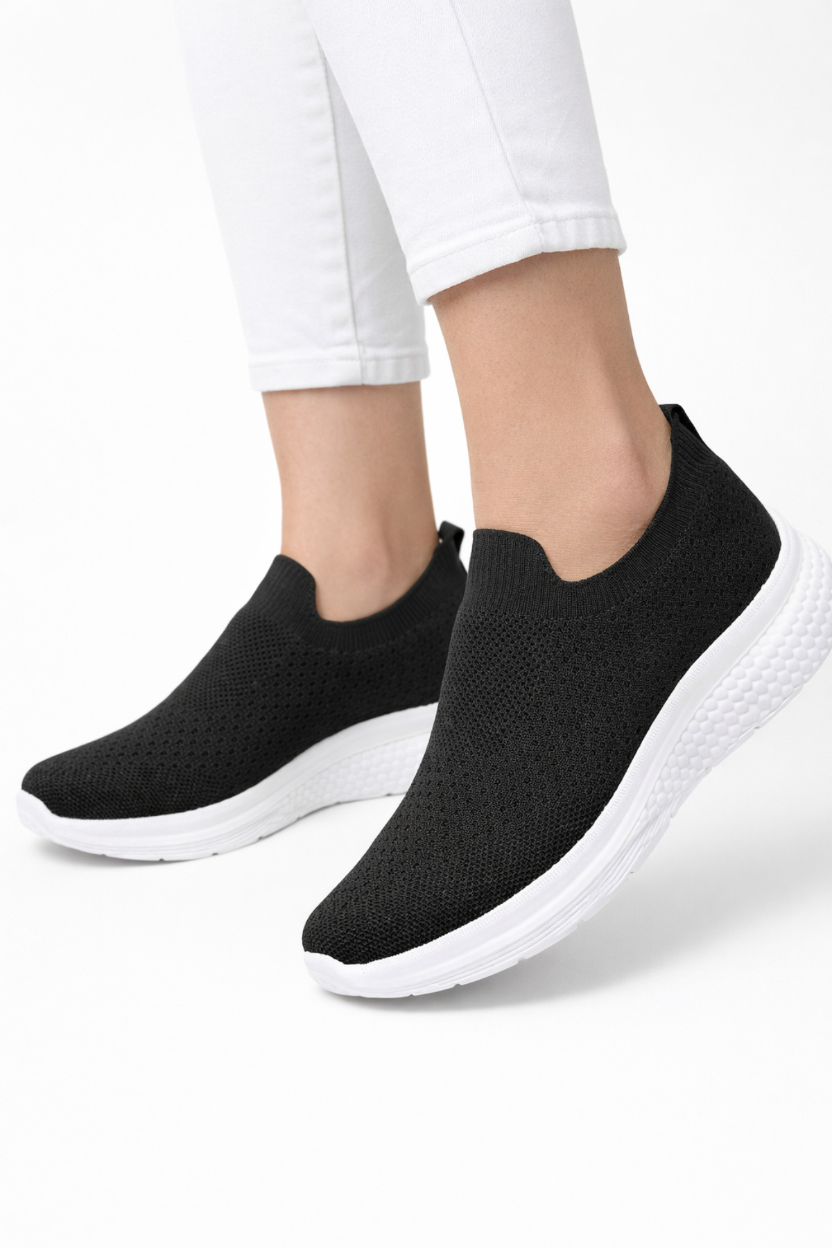 Encool  Kadın Siyah Beyaz Tabanlı Triko Sneaker – Hafif & Nefes Alabilen - Görsel 4