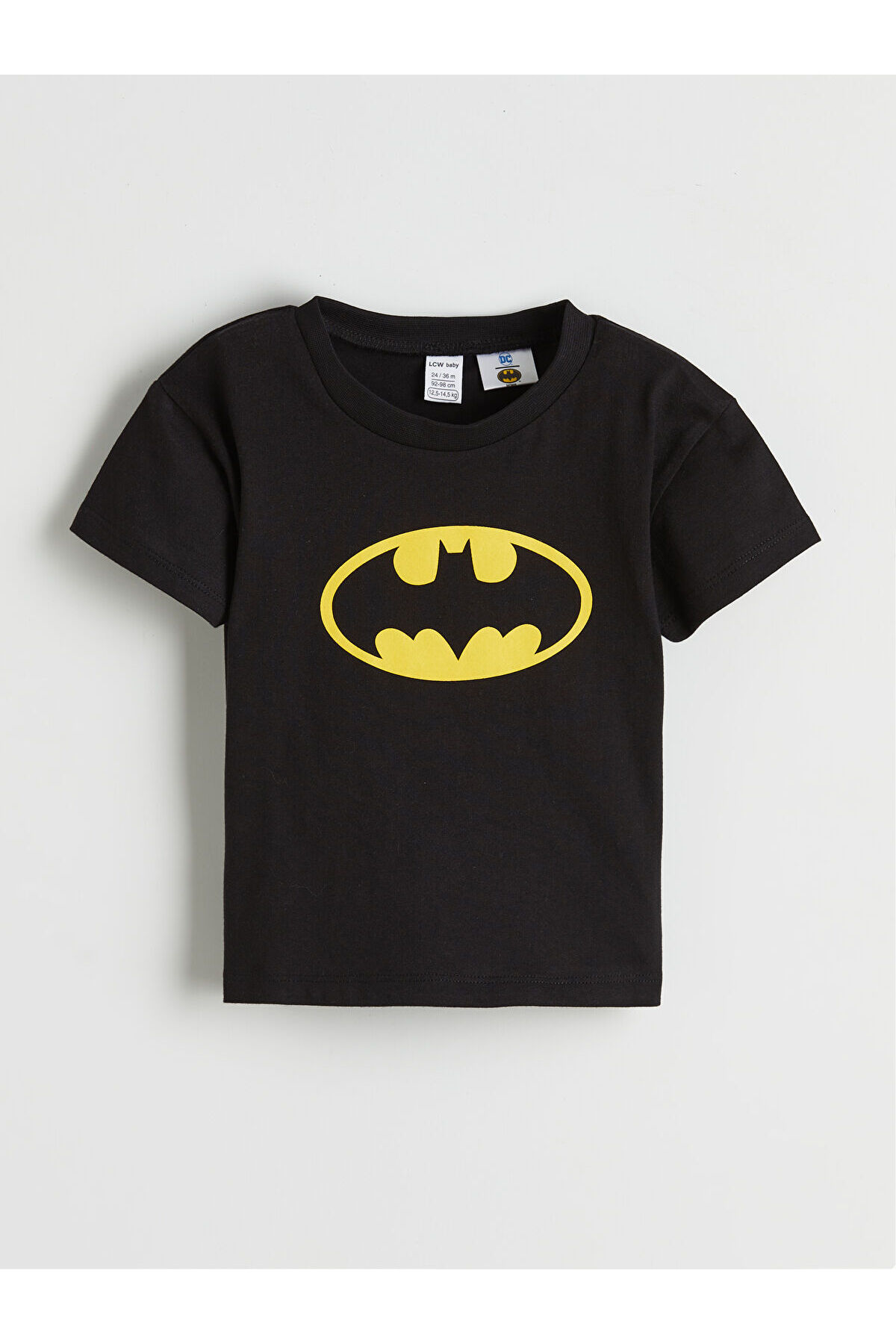LC Waikiki Elsiva Collection Siyah Batman Baskılı Erkek Bebek Tişört ve Şort fotoğrafı 3 (önizleme)