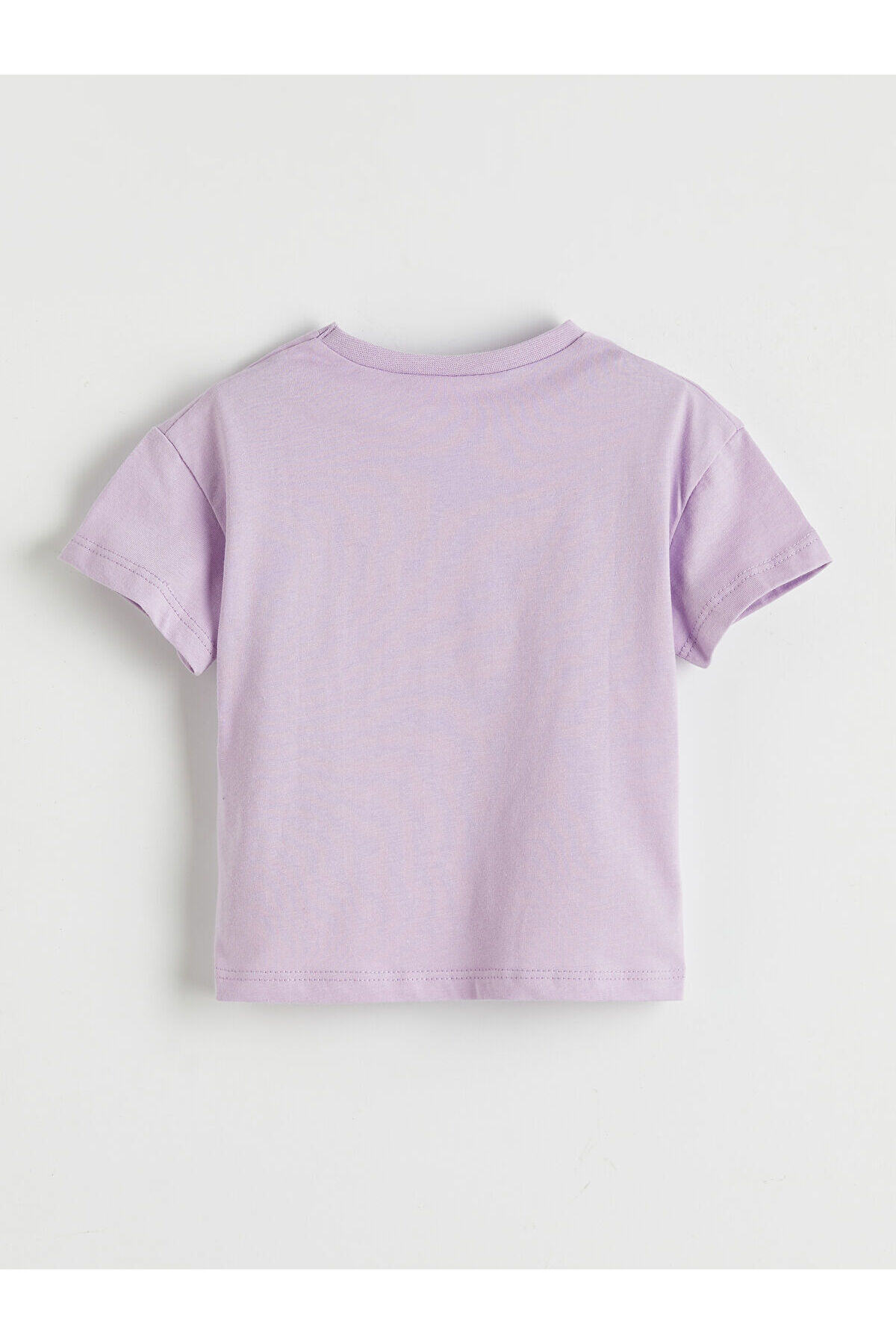 LC Waikiki Elsiva Collection Lila Hello Kitty Baskılı Kız Bebek Tişört ve Şort Takım fotoğrafı 3 (önizleme)