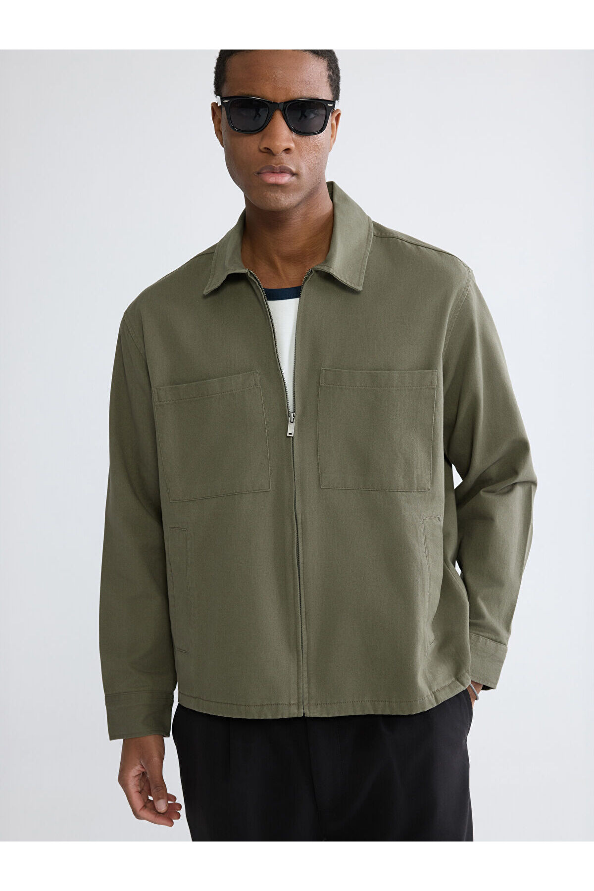 LC Waikiki Elsiva Collection Haki Loose Fit Erkek Gabardin Gömlek Ceket