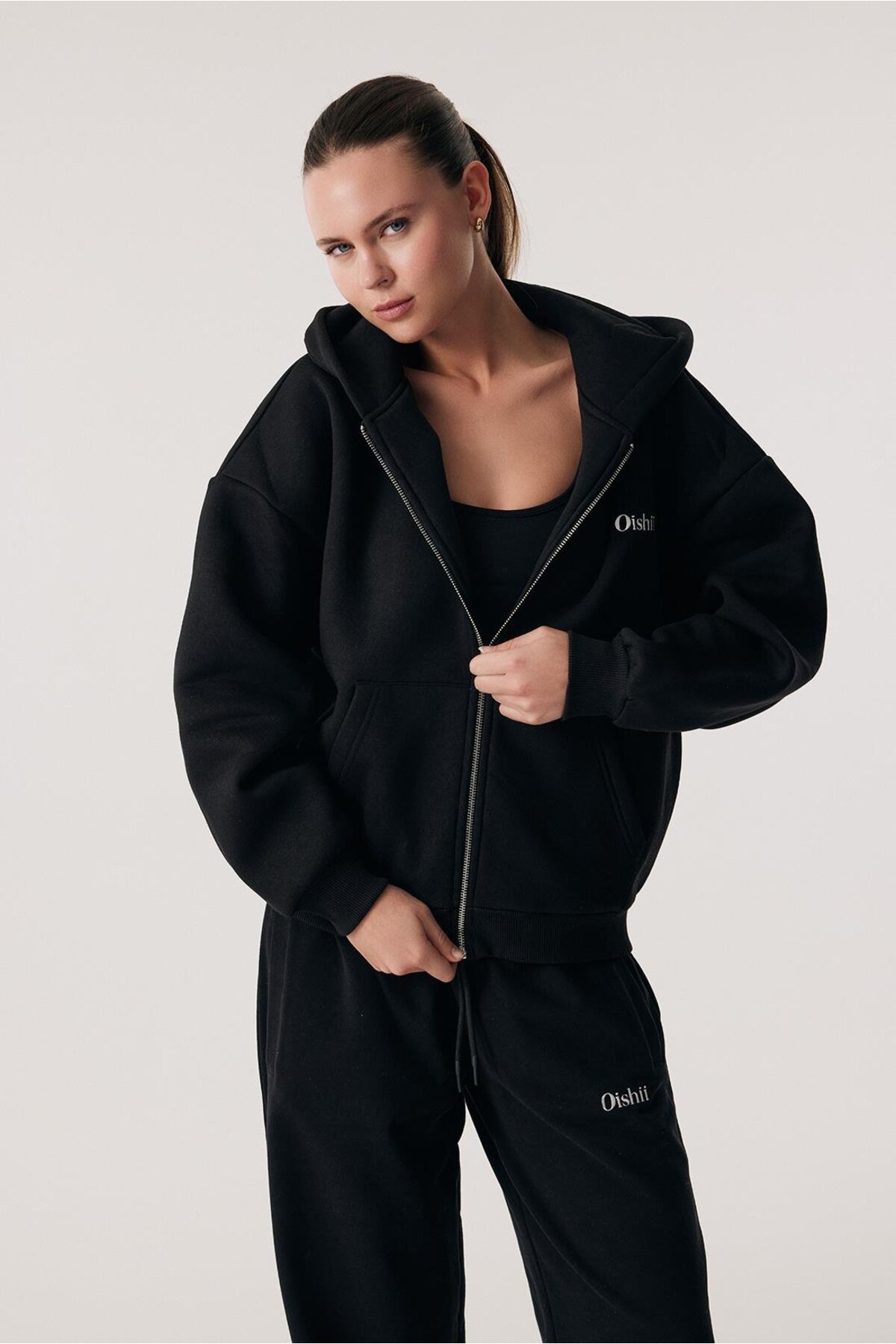 Oishii Rei Loungewear Fermuarlı ve Kapşonlu Sweatshirt Siyah görsel 2