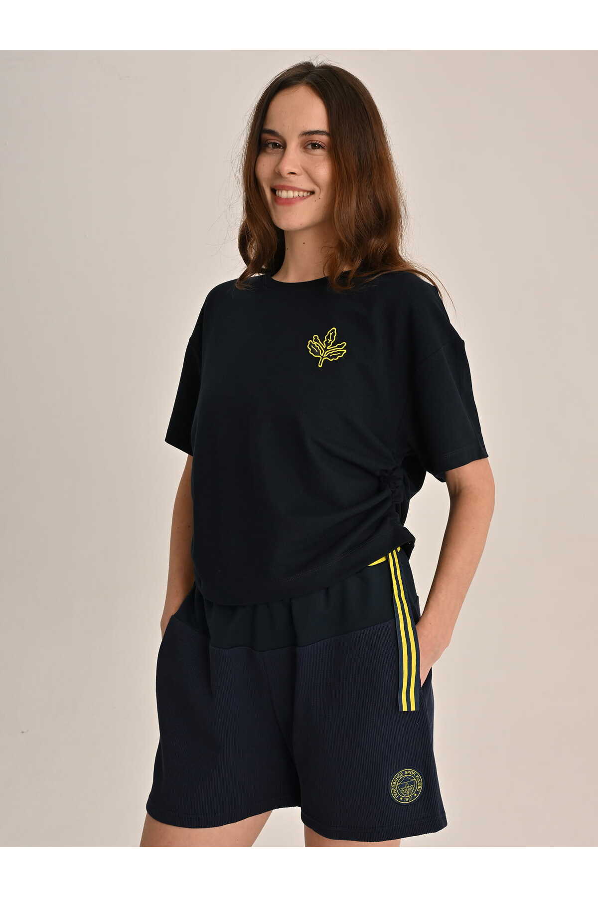 Fenerium KADIN TRIBUN EKSTRAFOR DETAYLI TSHIRT görsel 3