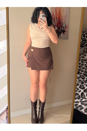dessi butik Kahverengi Tokalı Atlas Kadın Şort Etek