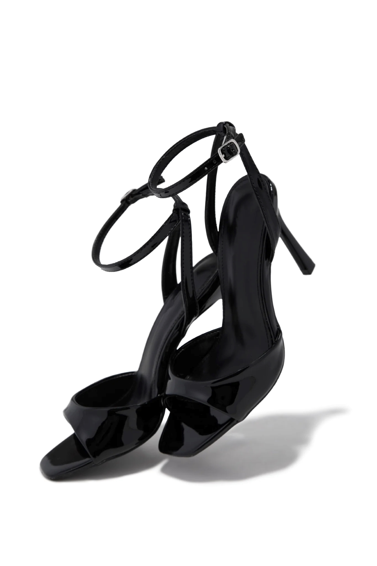 TrendyAnka  Kadın Siyah Rugan 8cm Topuklu Küt Kare Burunlu Sandalet Ayakkabı Terlik Siyah - Görsel 4