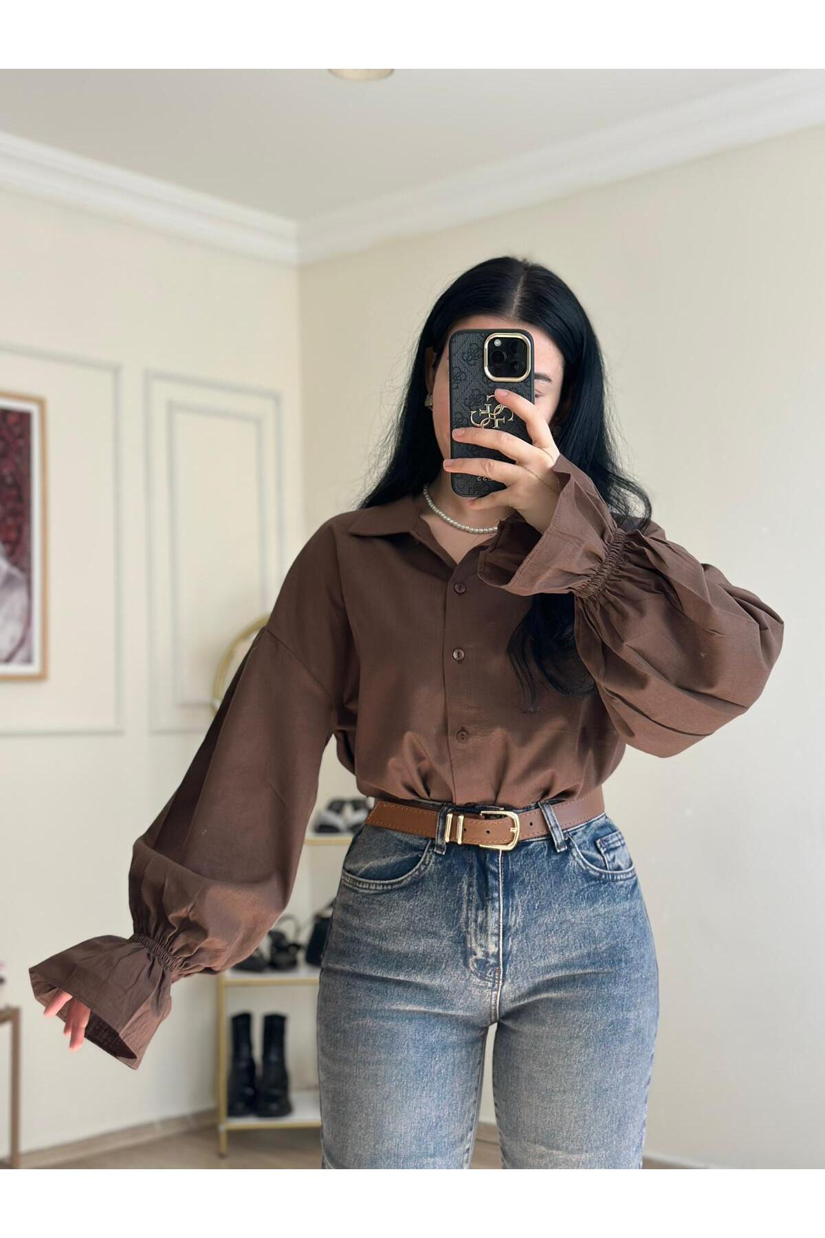 YELZEY BUTİK  Kol Büzgü Detay Gömlek