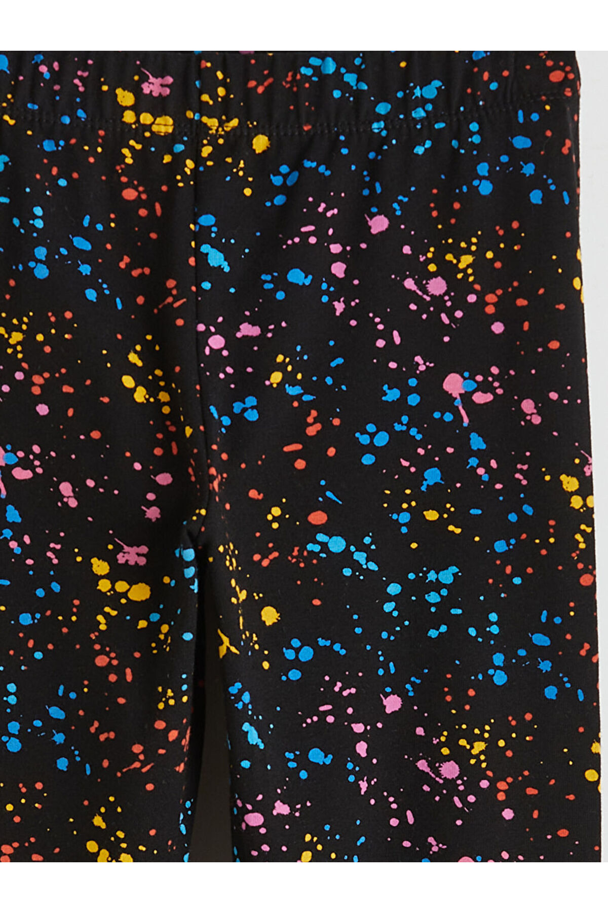LC Waikiki Siyah Kız Çocuk Desenli Uzun Tayt fotoğrafı 3 (önizleme)