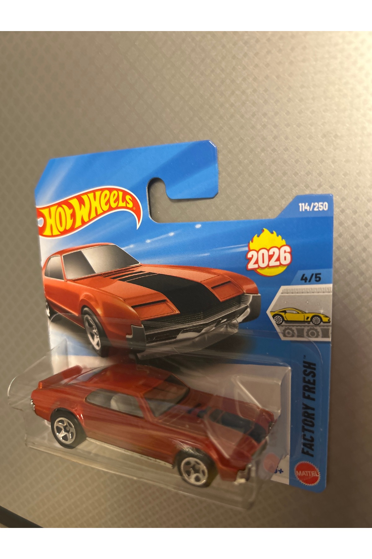 HOT WHEELS 2026 serisi custom/ Personnalise 66 TORONADO fotoğrafı 3 (önizleme)