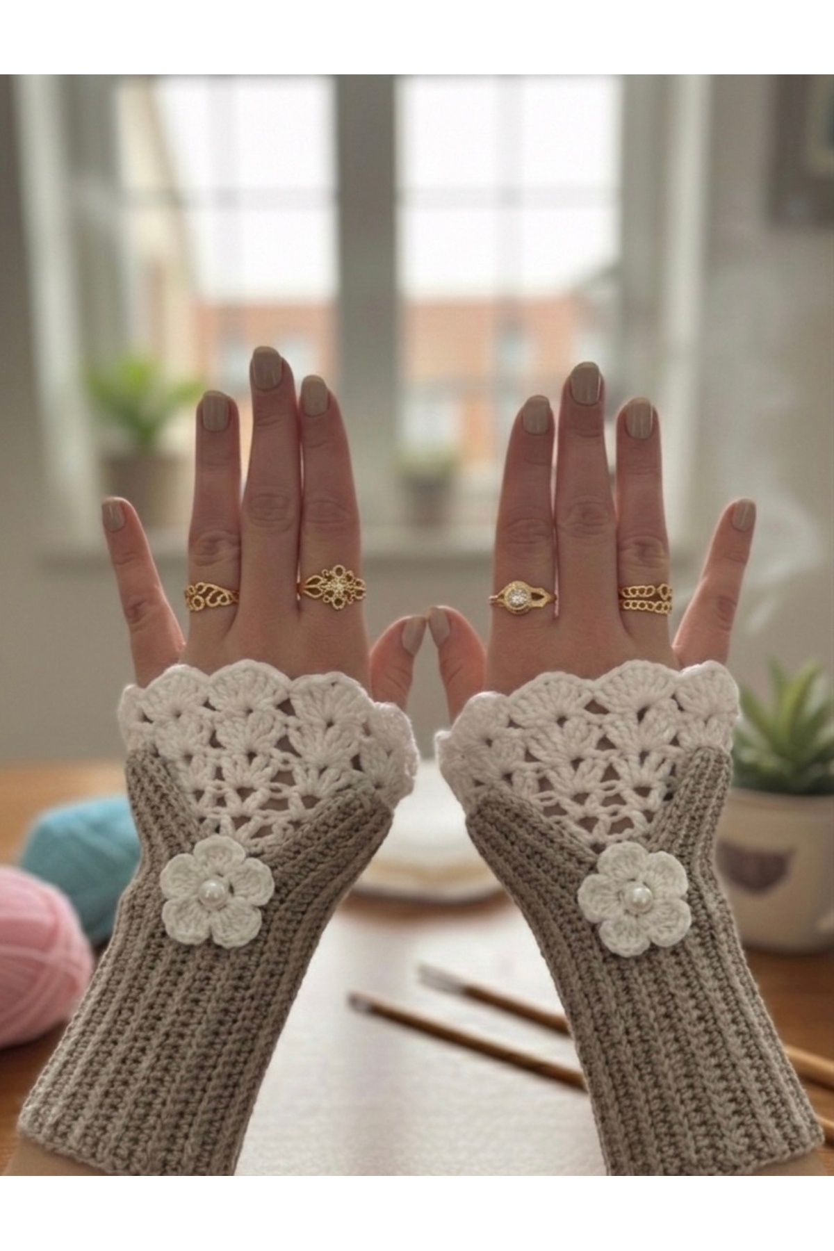 EL ÖRGÜSÜ CİCİ BEBE Vintage Esintili Kurdeleli EL Örgüsü Eldiven