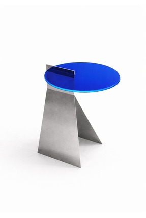 essuchouse roscoe sehpa paslanmaz çelik ve pleksiglas yan sehpa