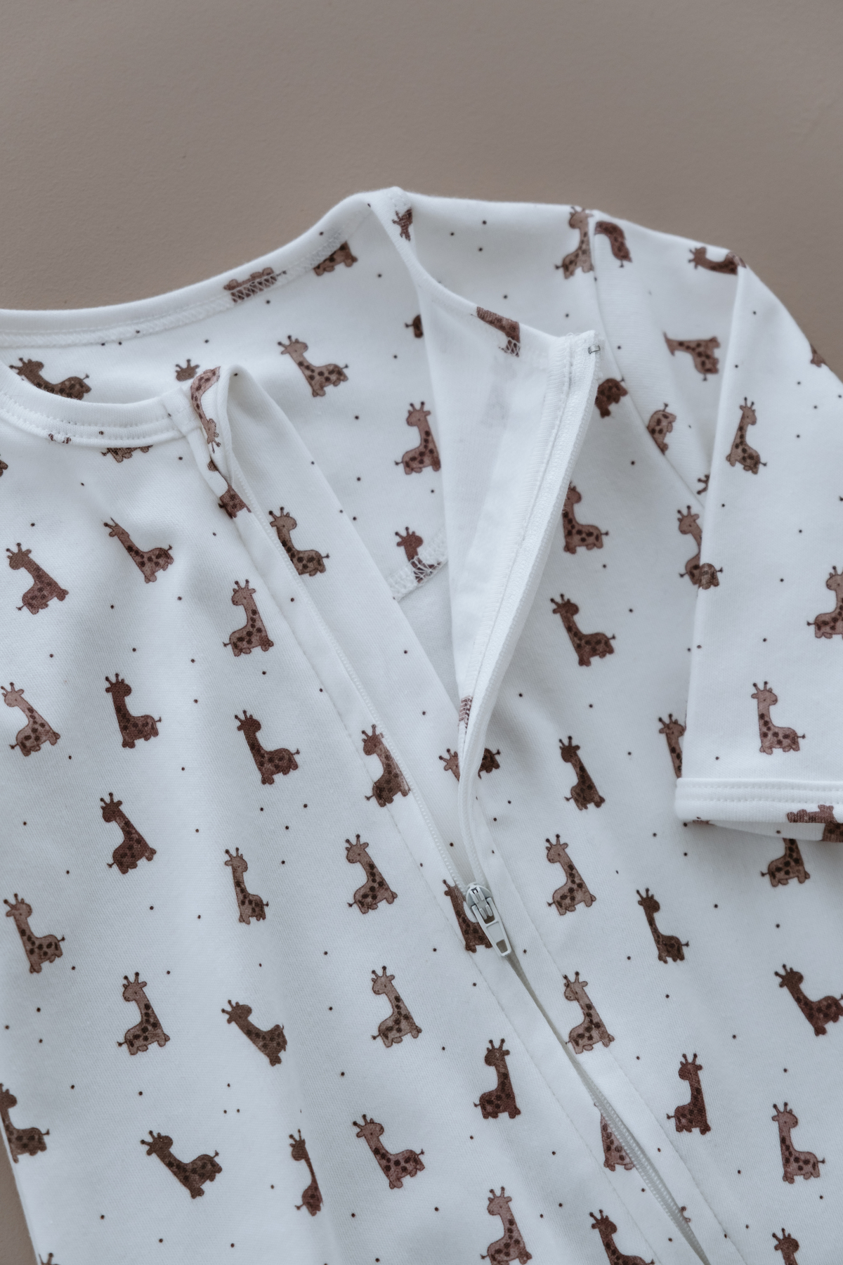 Oh La La Koala For Little Ones Zürafa Baskılı Calmy Serisi Fermuarlı Tulum fotoğrafı 6 (önizleme)