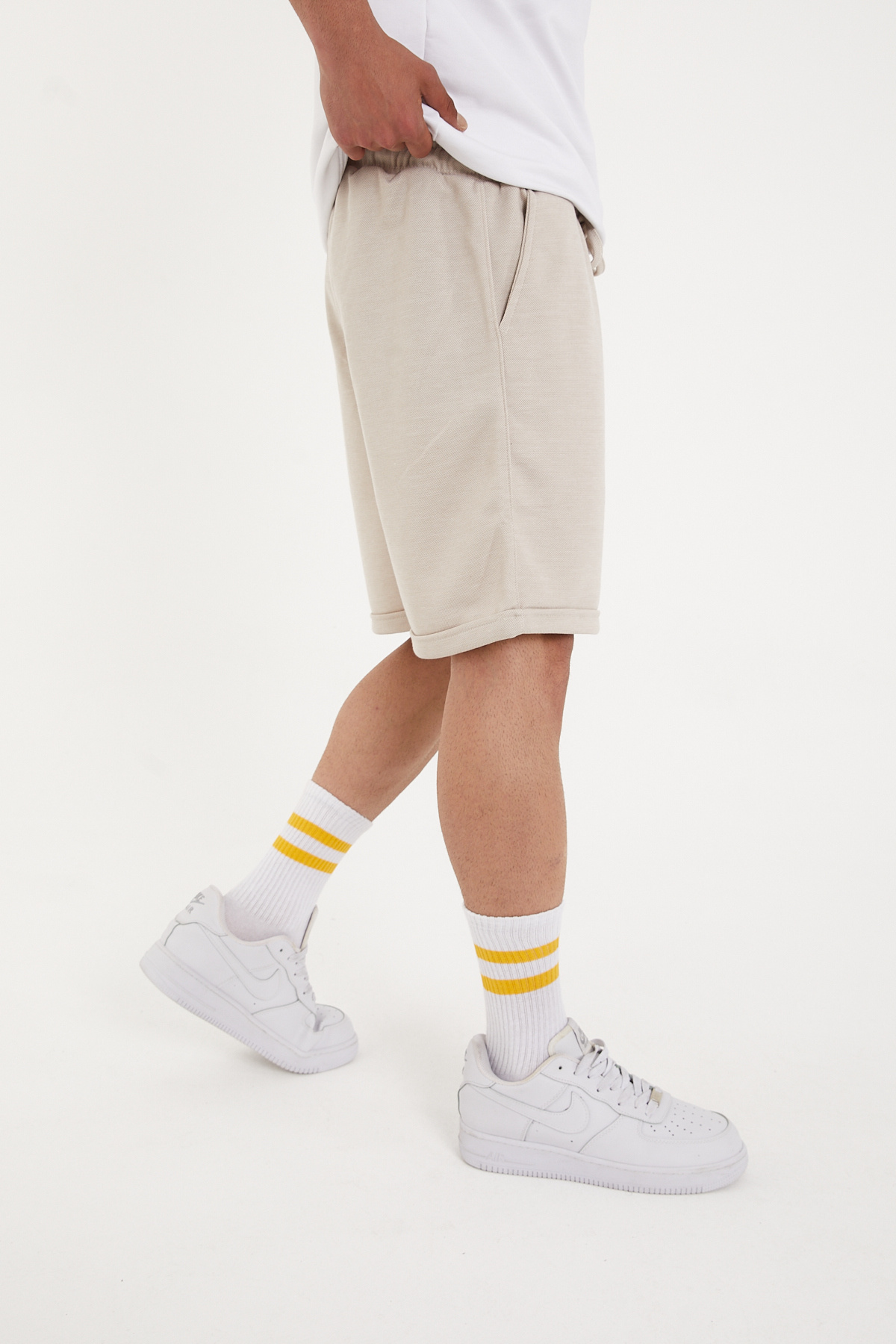 شورت برمودا اقتصادي للرجال مكون من قطعتين، قماش قم...