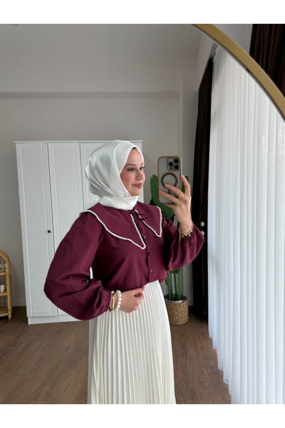 Women's Skirt Top Baby Collar Pearl Claret Red Shirt